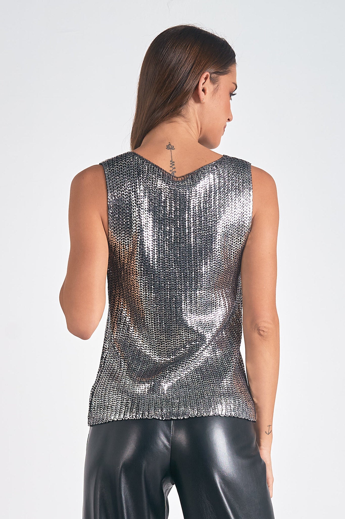 SLEEVELESS METALLIC CREWNECK SWEATER