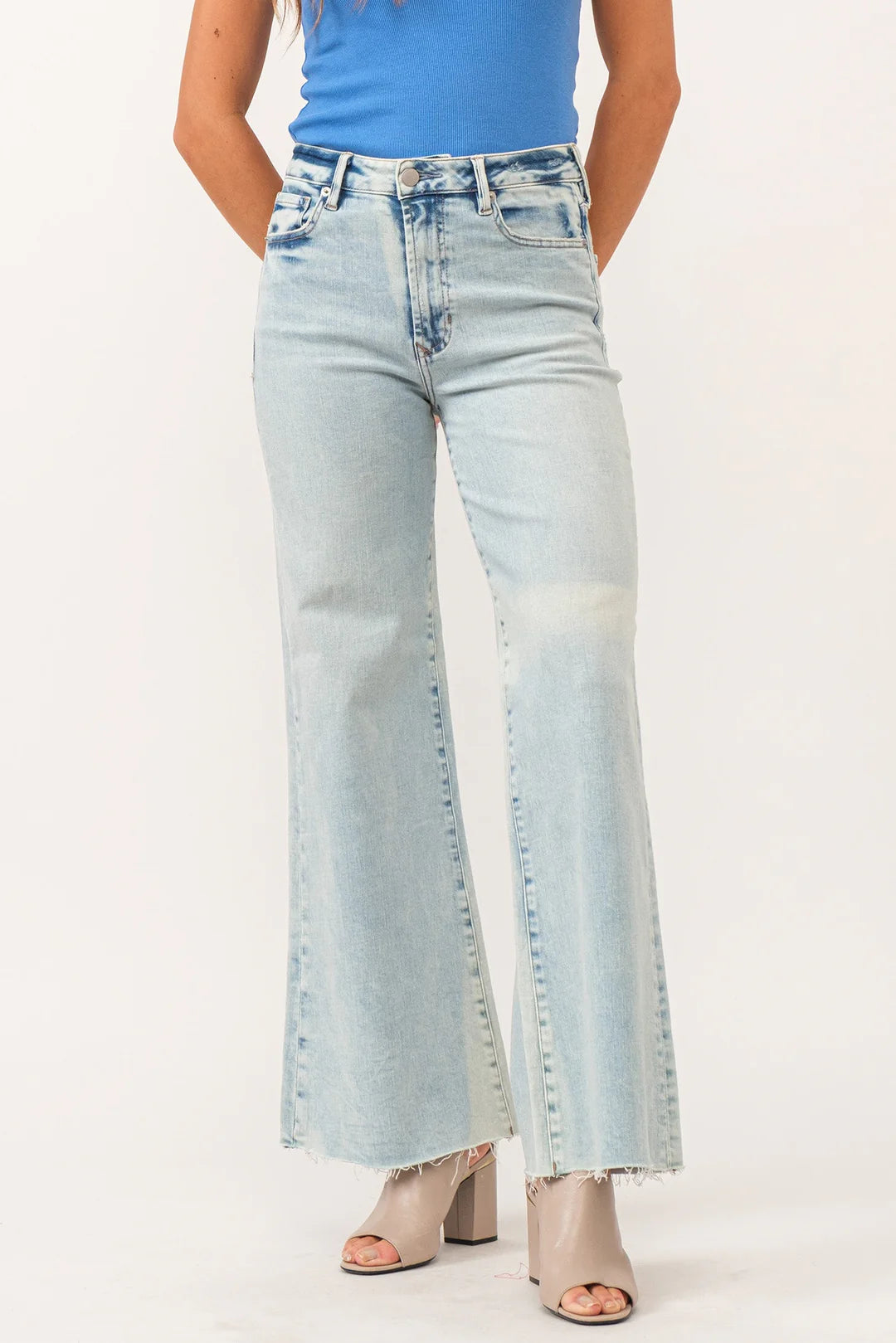 FIONA SUPER HIGH RISE WIDE LEG JEANS TOLLESON
