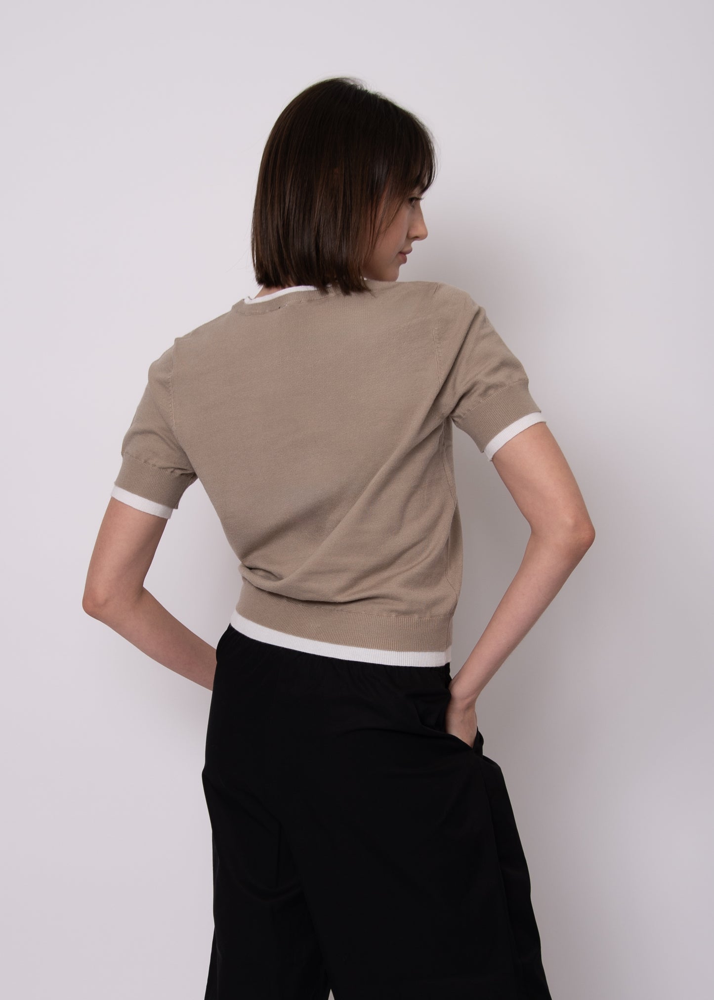 Jiya Short Sleeve Crew Neck Pullover