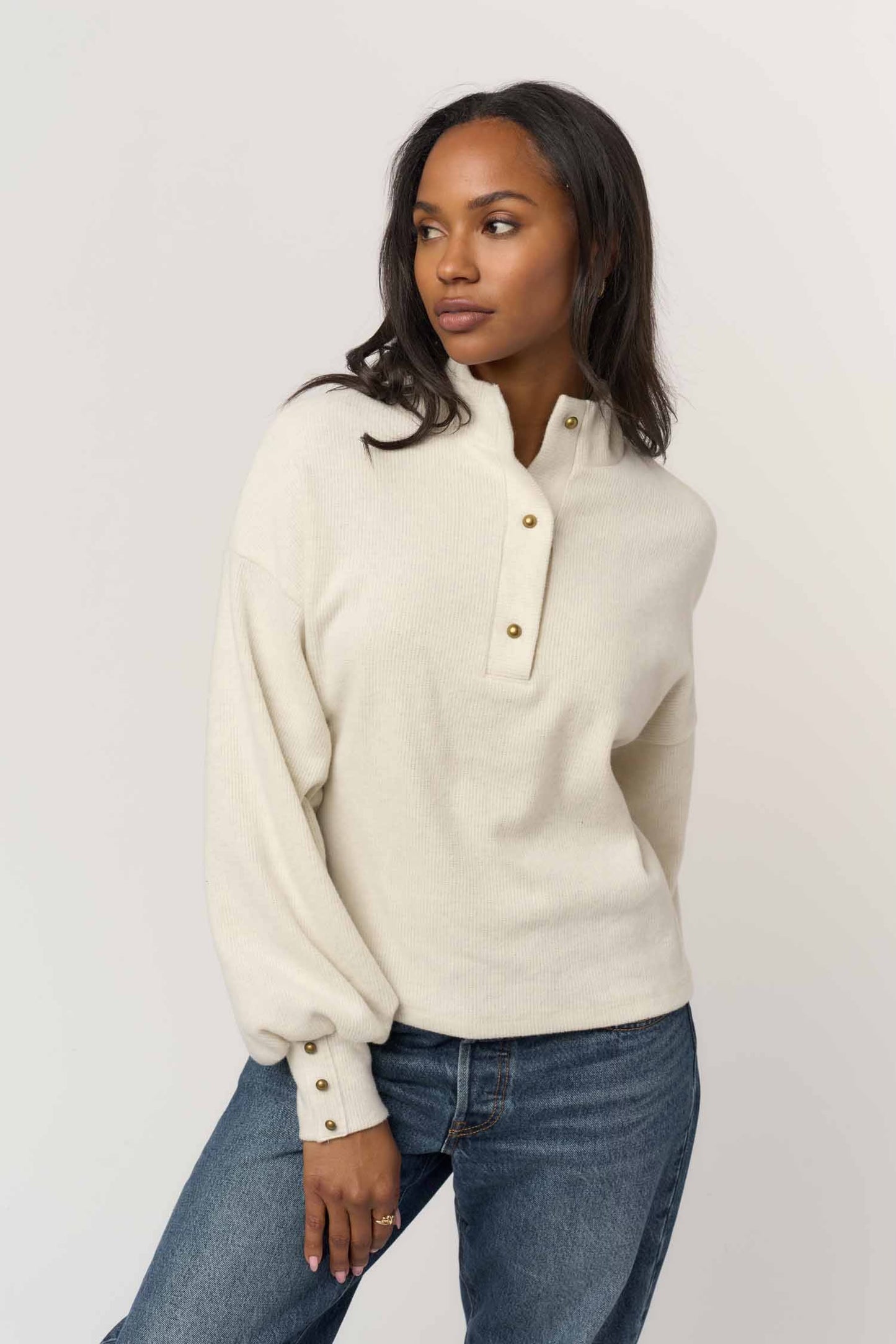 Damas Multi Button Cozy Mock Neck Pullover