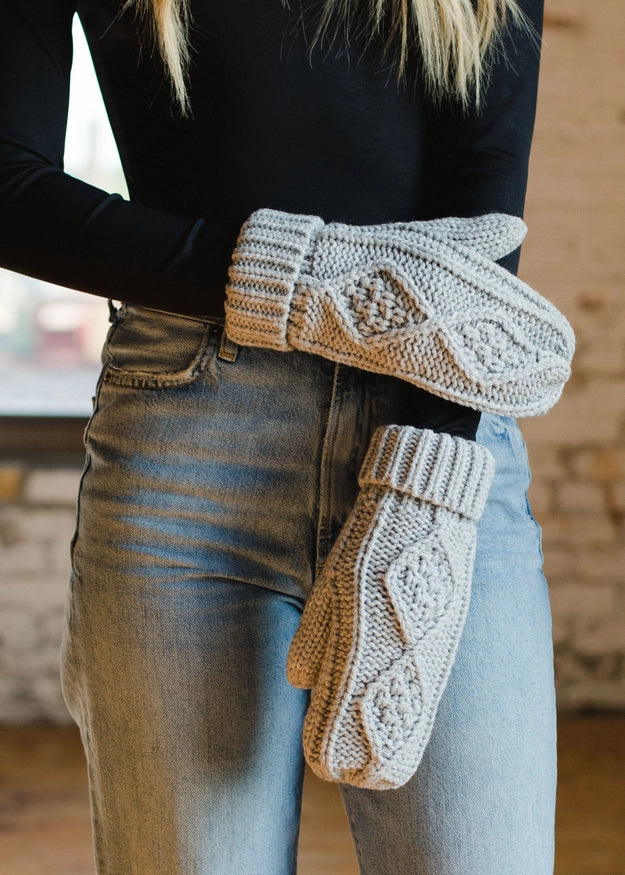 Cable Knit Mittens