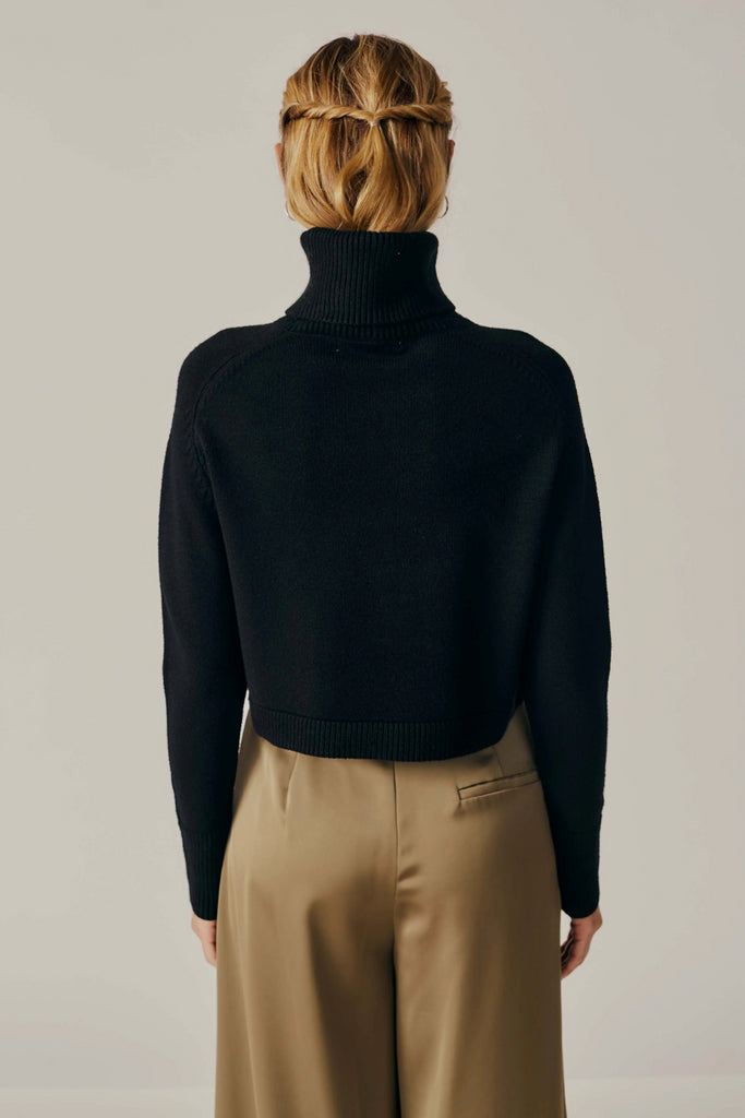 PUGLIESE TURTLENECK SWEATER