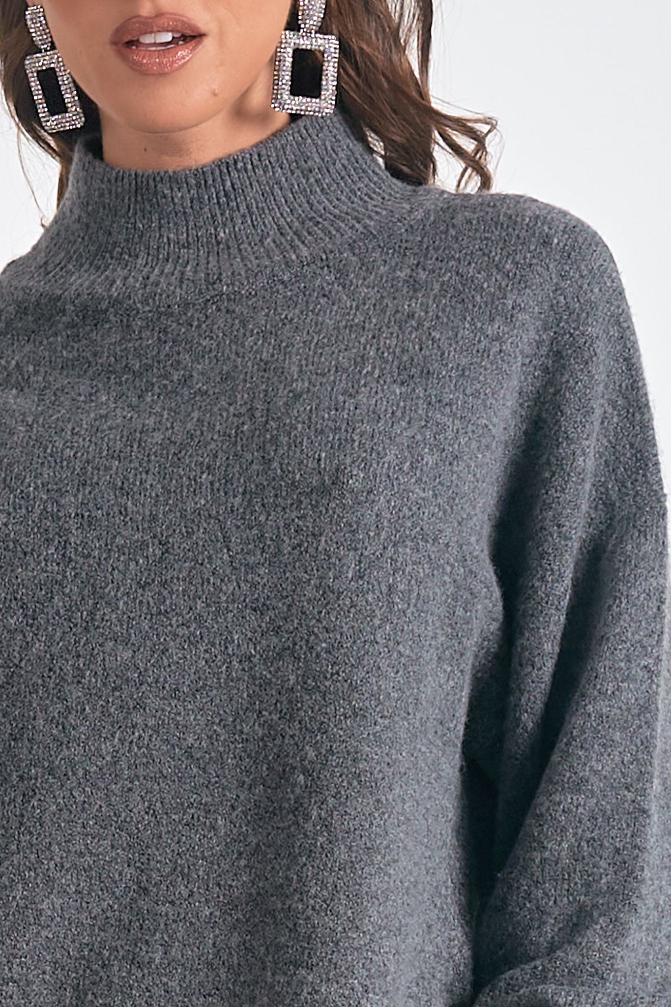 MOCKNECK SIDE SLIT SWEATER