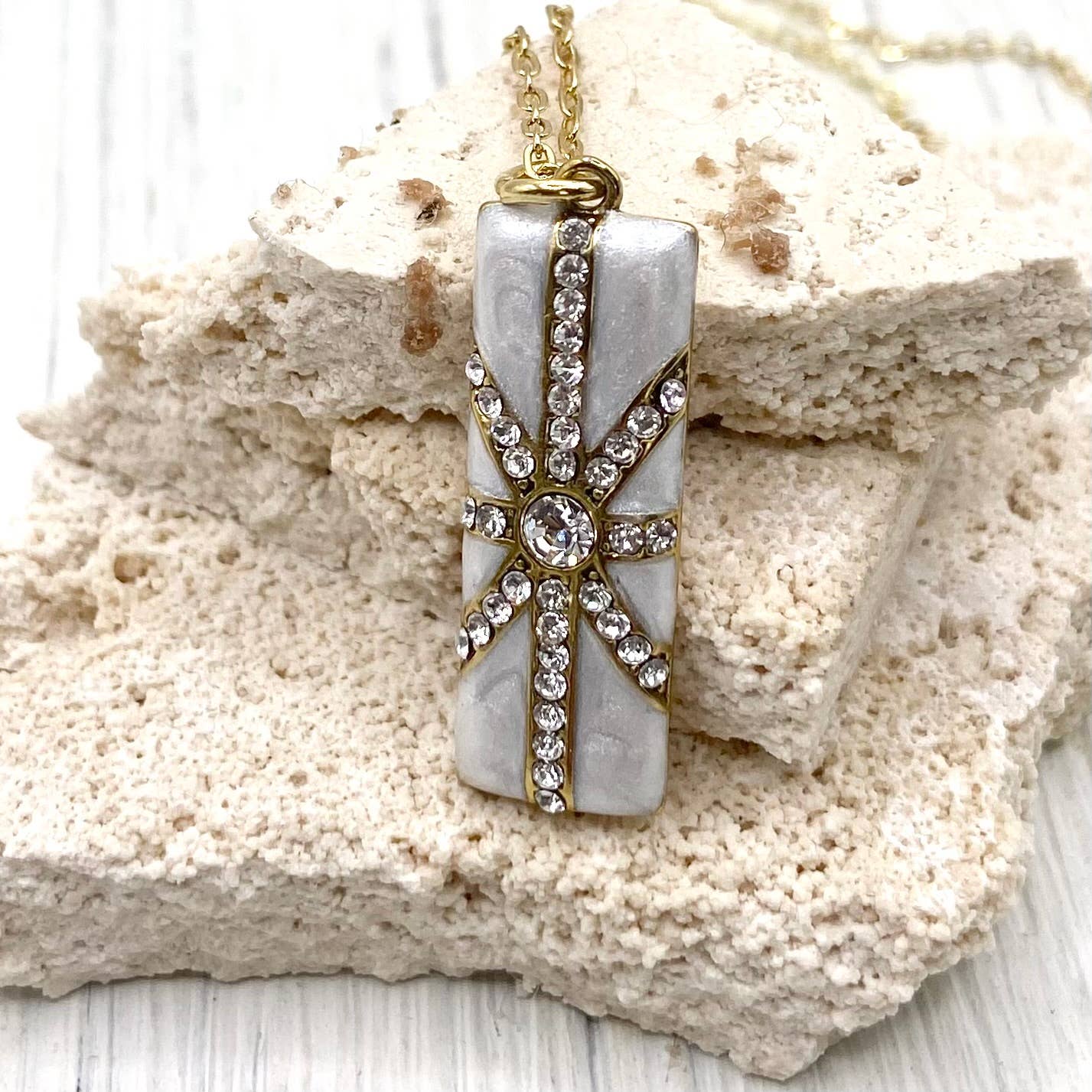 Starburst Bar Pendant Necklace