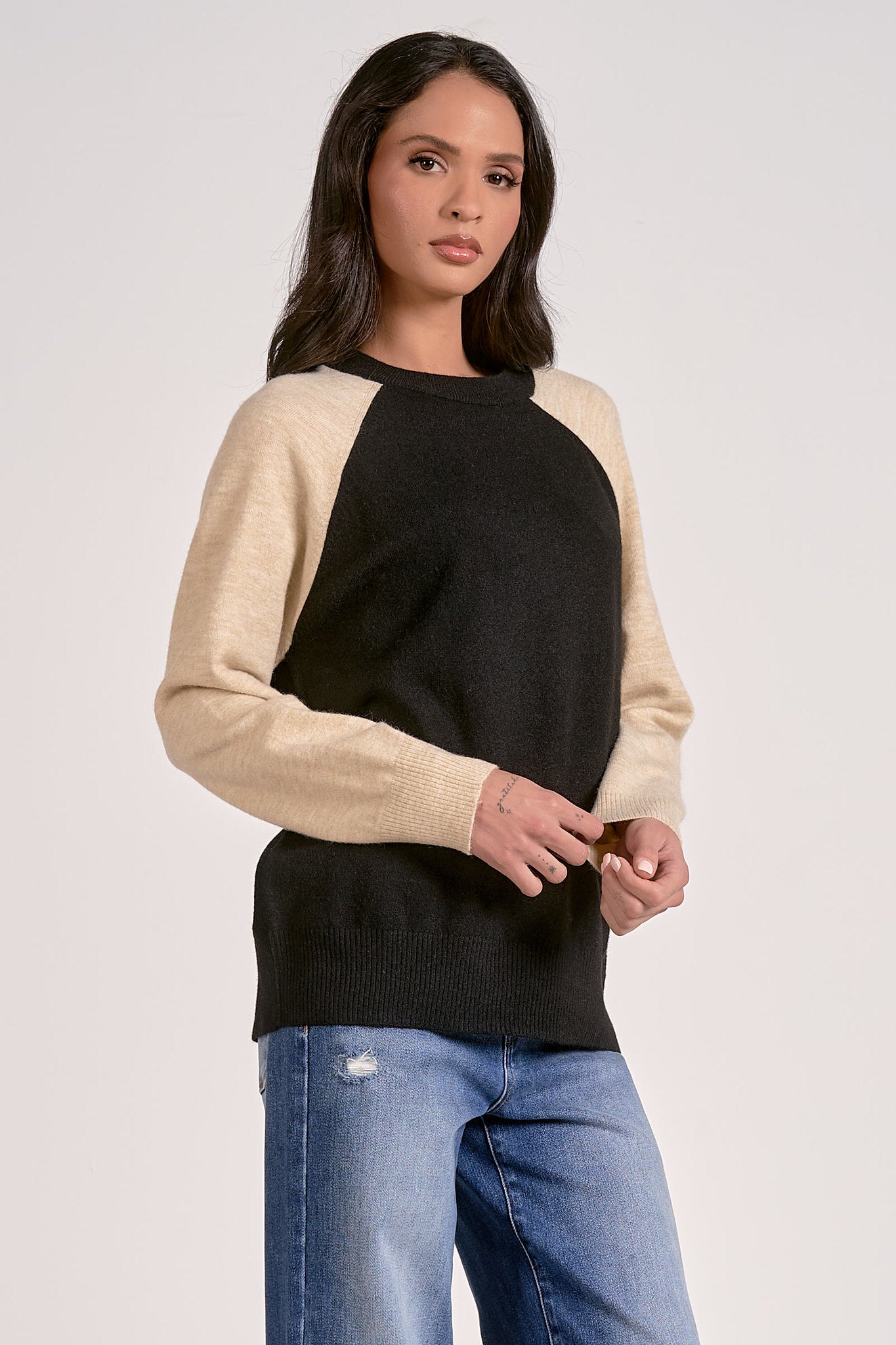 Tatum Crewneck Sweater - Black/Natural Colorblock