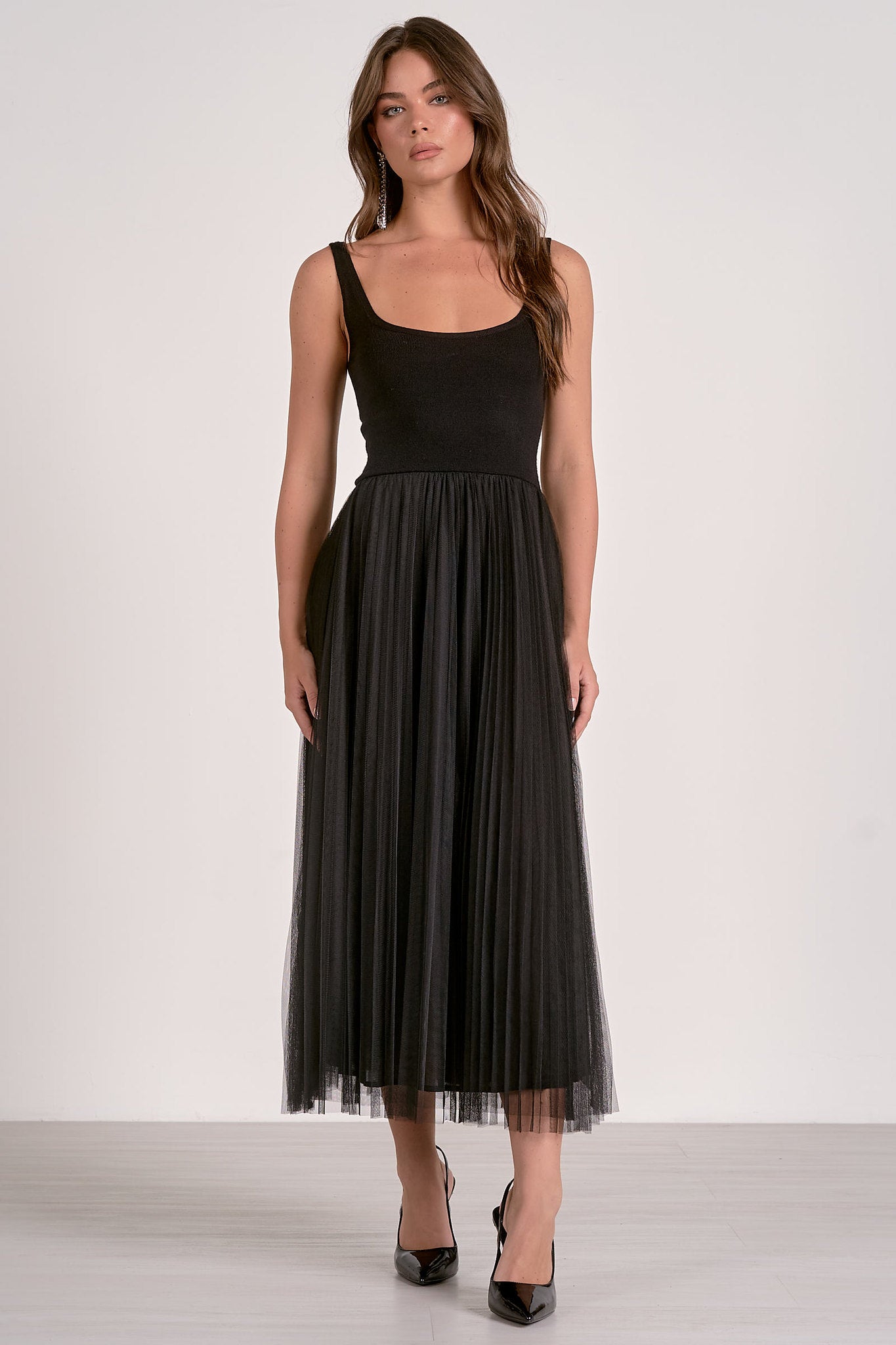 Elan Tulle Overlay Maxi Dress