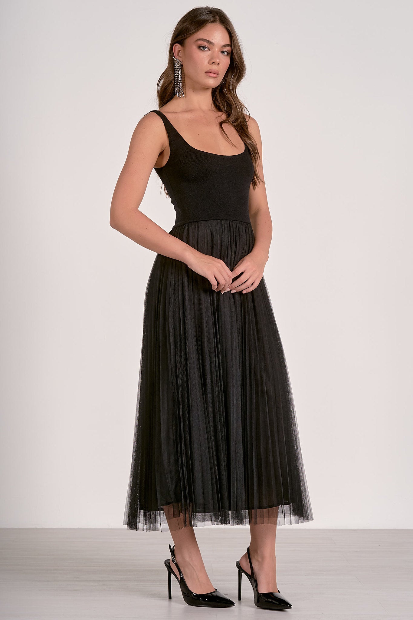 Elan Tulle Overlay Maxi Dress