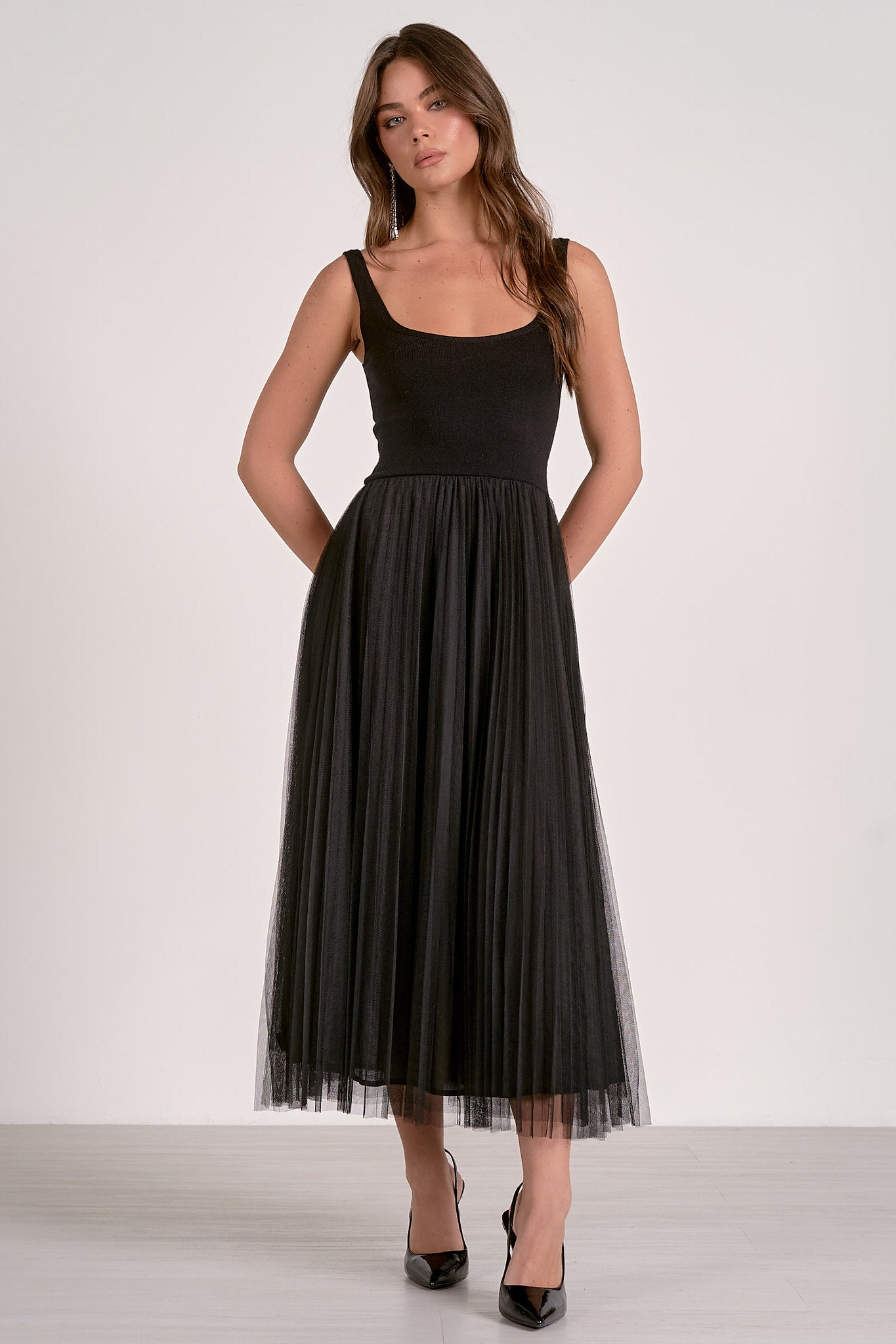 Elan Tulle Overlay Maxi Dress