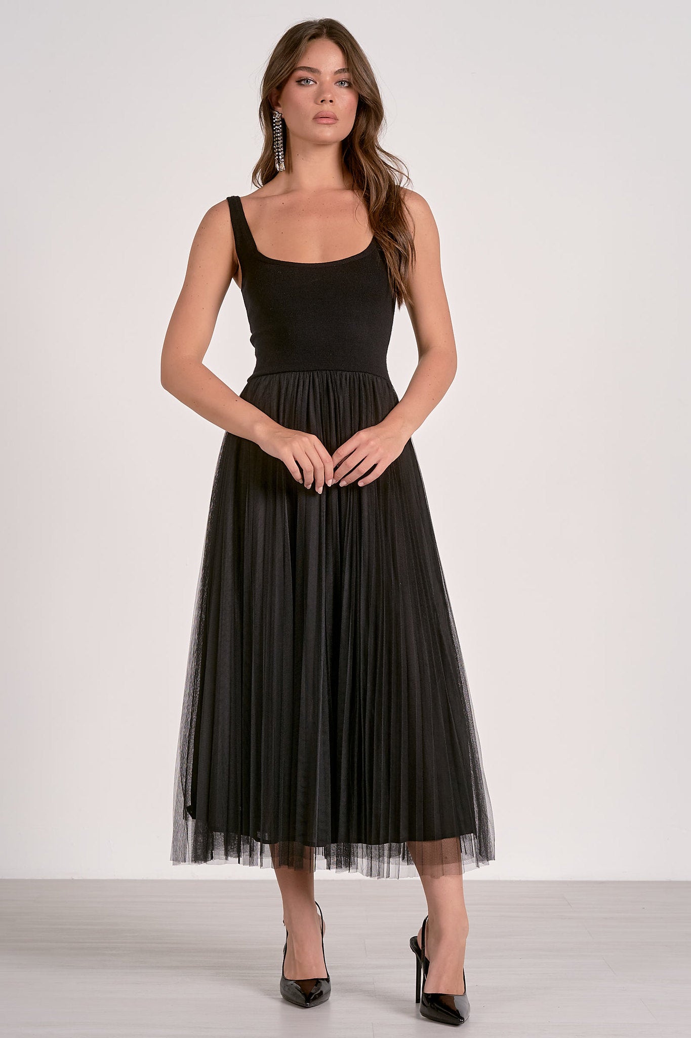 Elan Tulle Overlay Maxi Dress