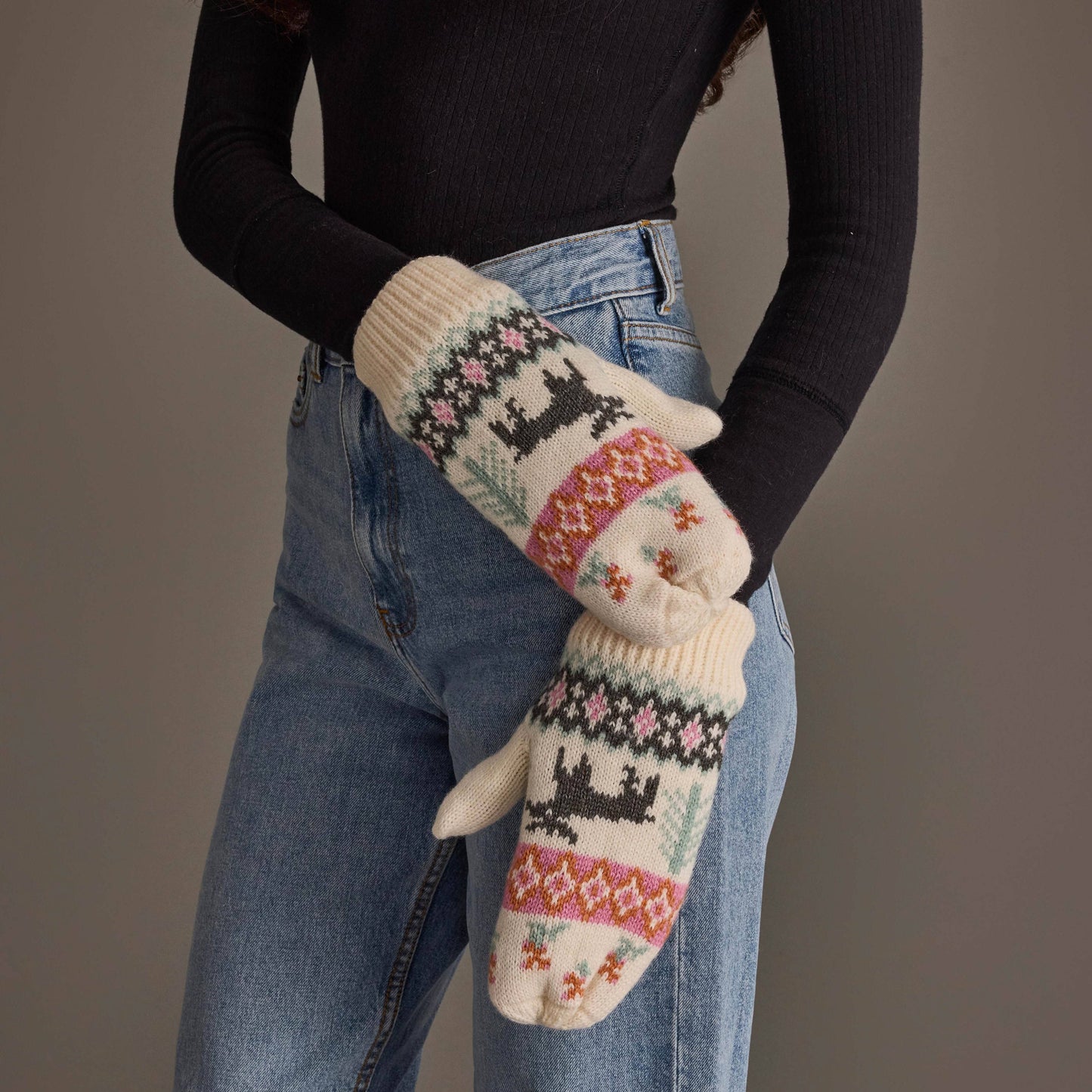 Ivory Deer Winter Pattern Mittens