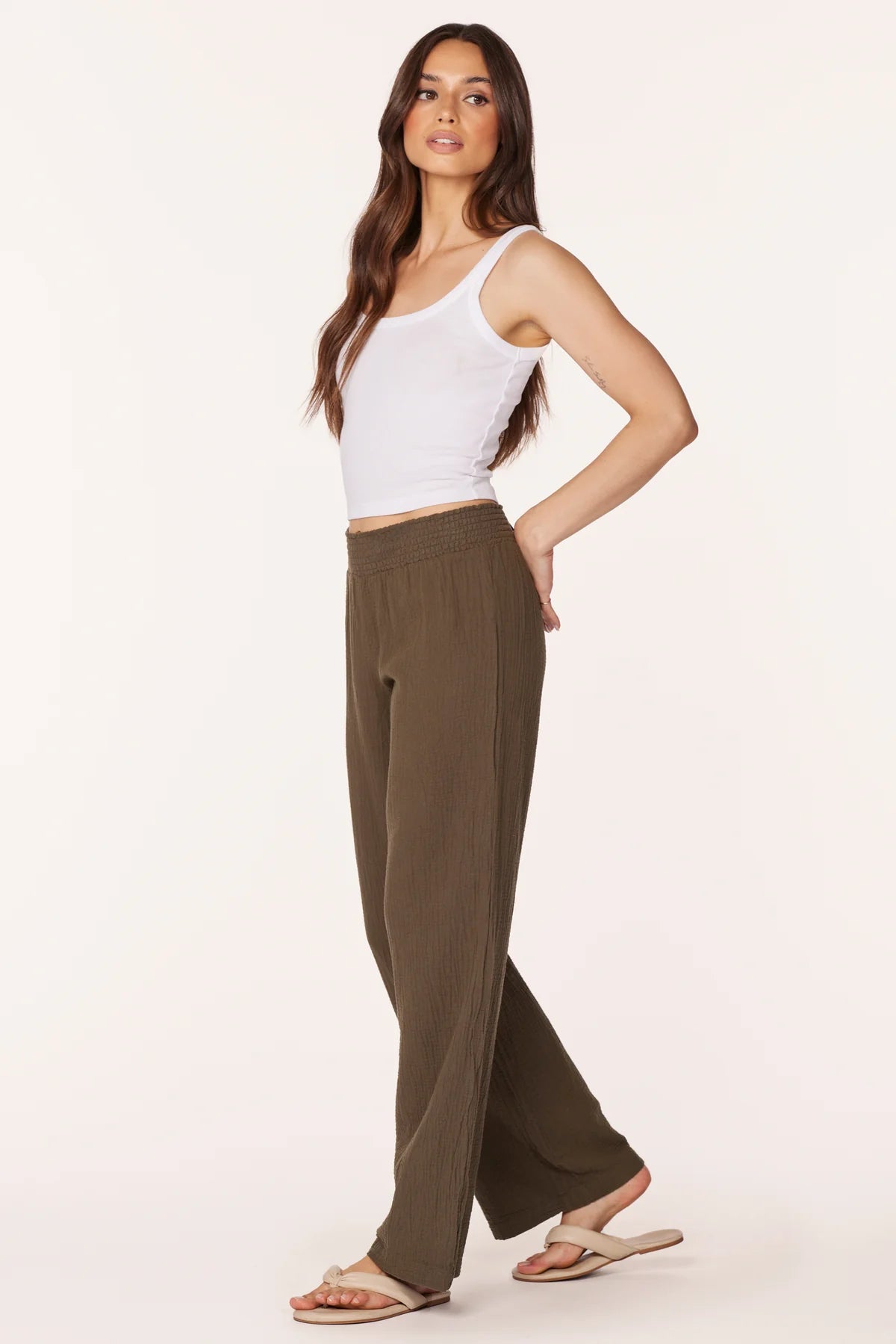 WIDE LEG SMOCKED WAIST PANT