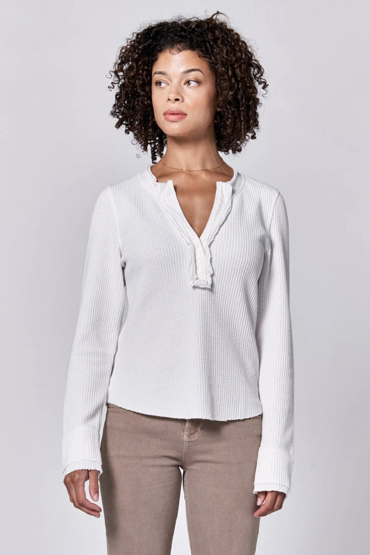 LUNA V-NECK LONG SLEEVE FITTED TOP WHITE