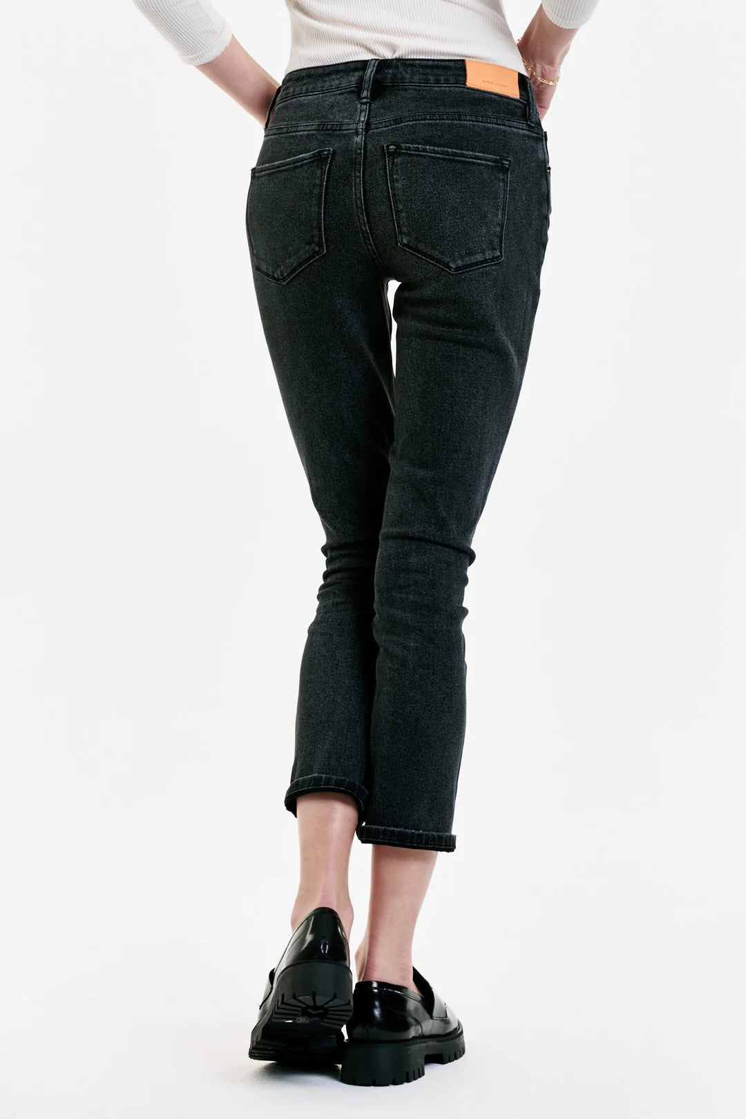 BLAIRE HIGH RISE ANKLE SLIM STRAIGHT JEANS WASHED DOWN BLACK