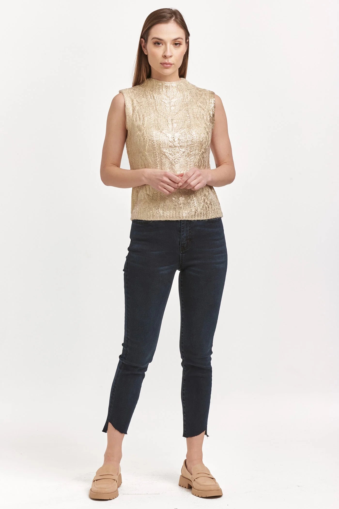 TATIANA CREW NECK SLEEVELESS FITTED SWEATER IVORY WITH ROSE GOLD