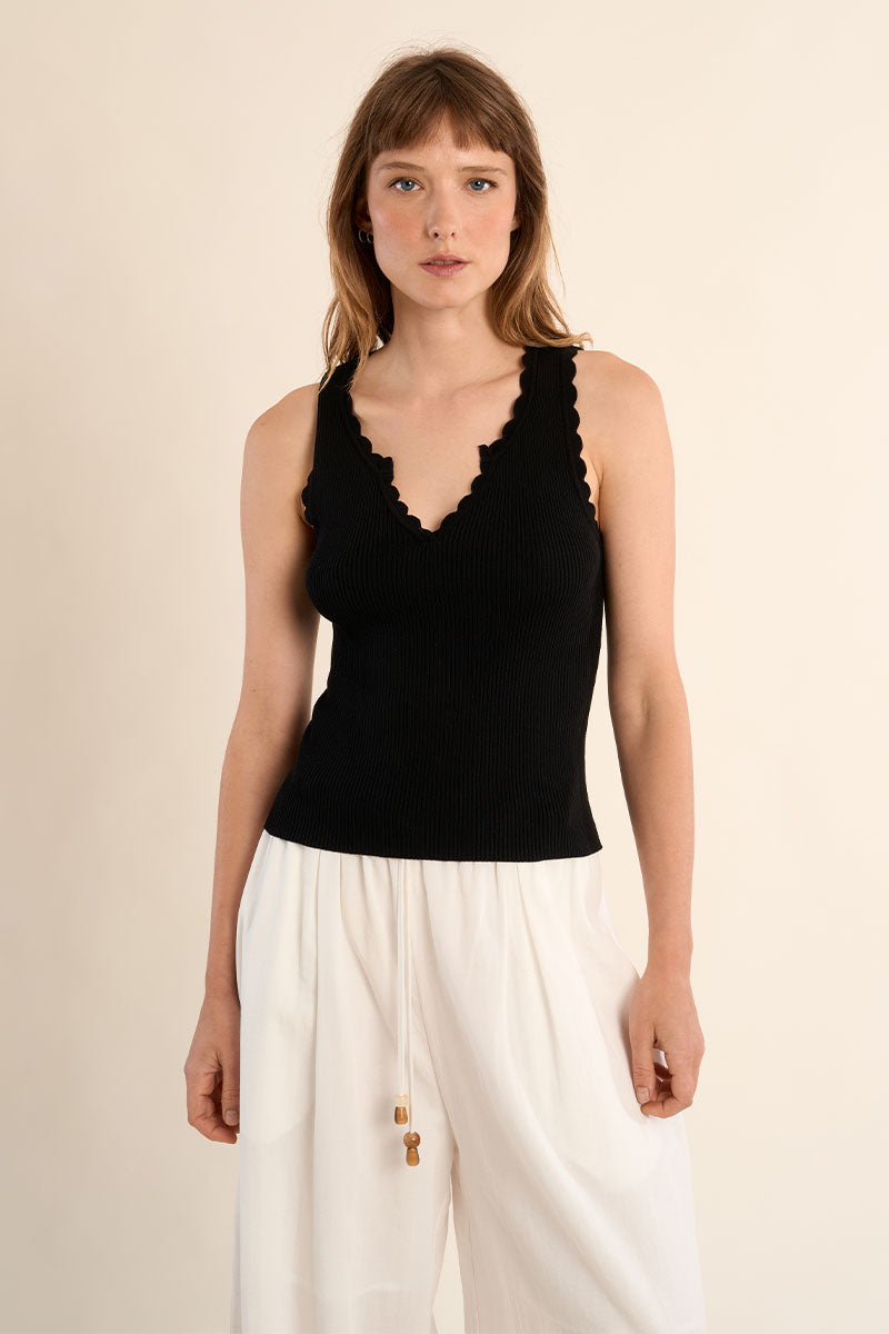 Scalloped Detail Soft V Tank Top
