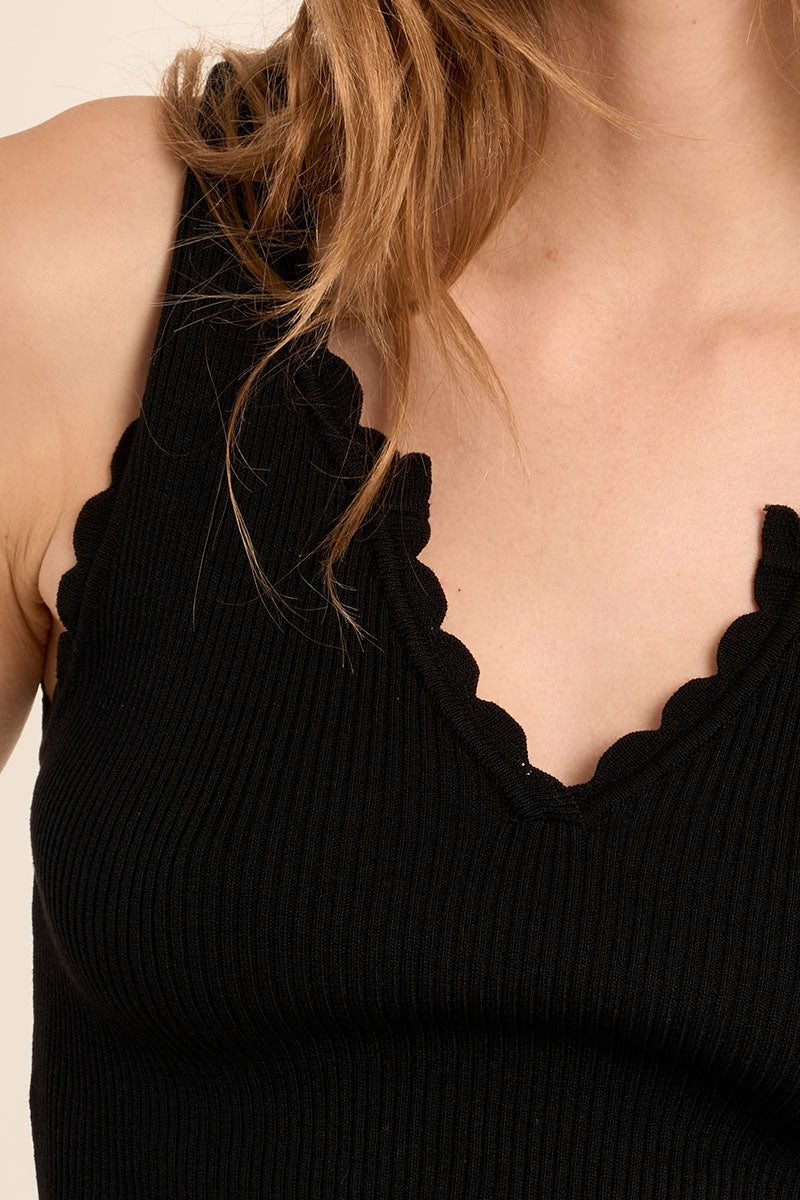 Scalloped Detail Soft V Tank Top