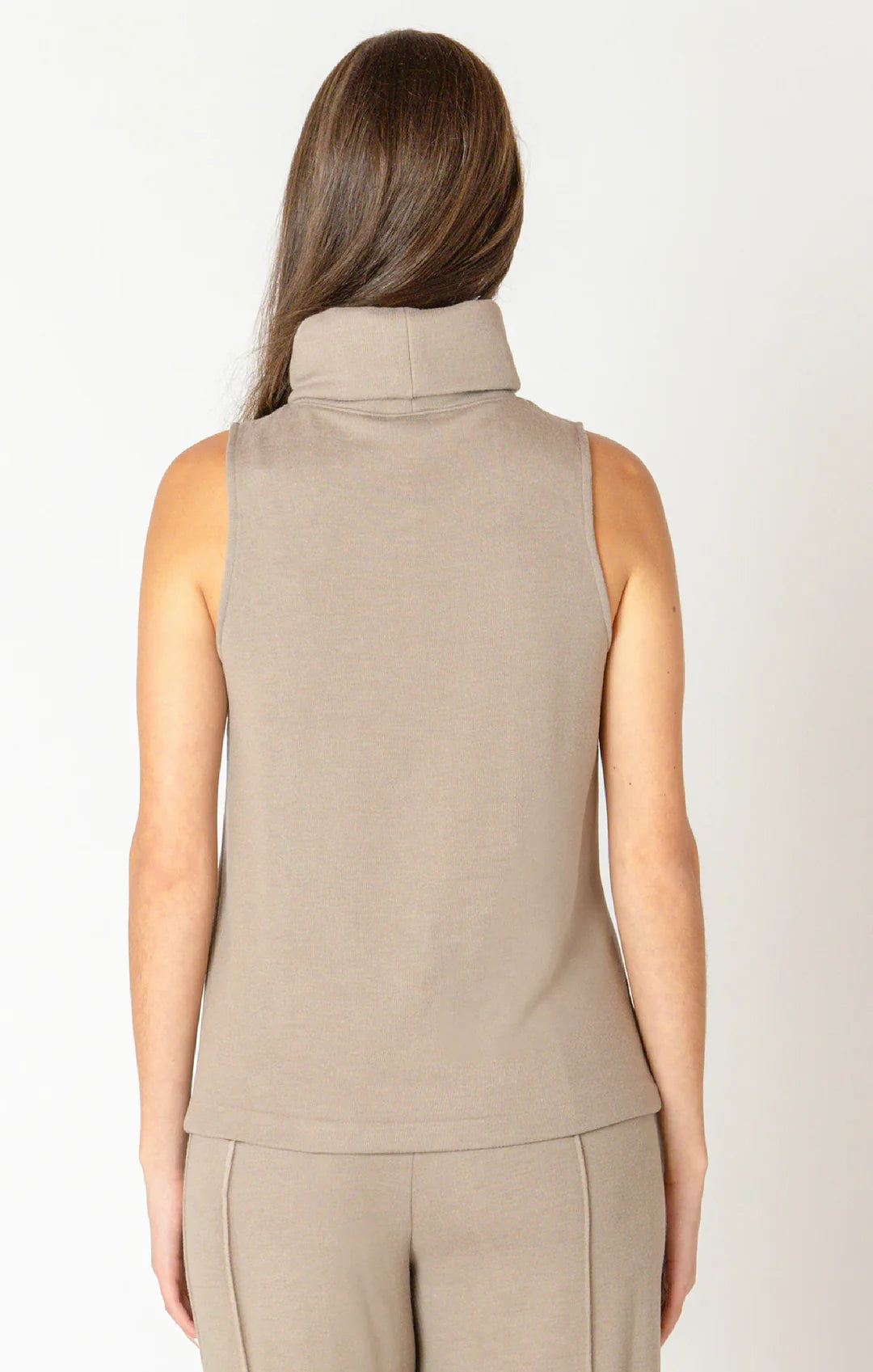ROLLED NECK SEAMED TOP BY DEX/BLACK TAPE
