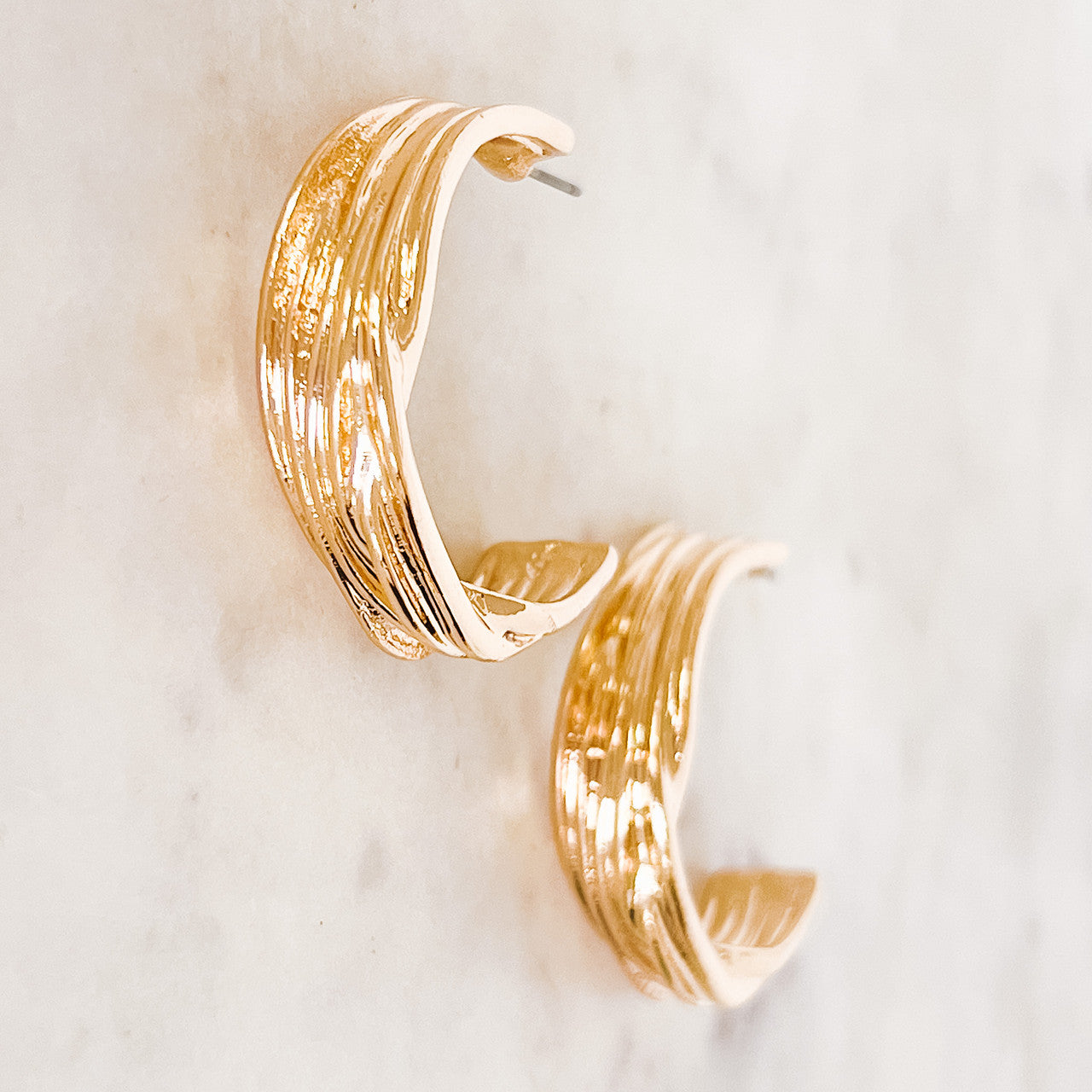 Metal Twist Hoop Earrings