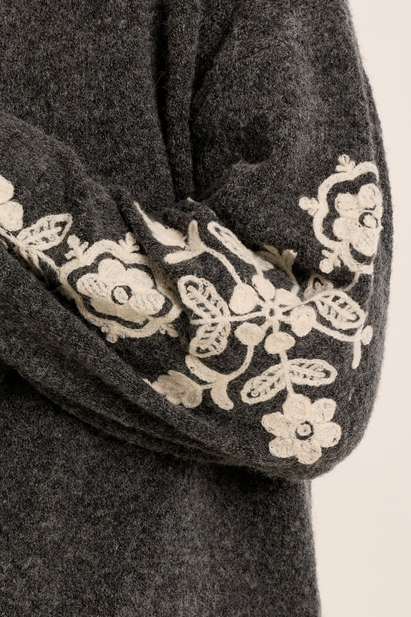 Lace Detail Sleeve Sweater