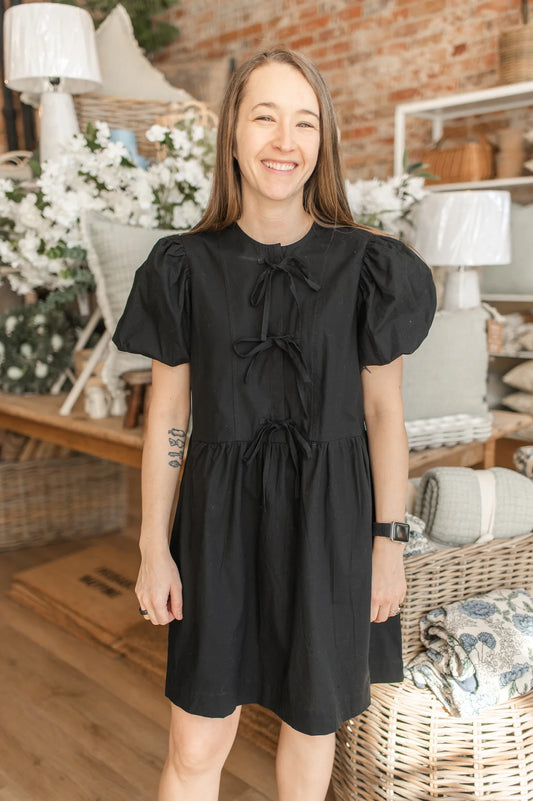 TALLY PUFF SLEEVE FRONT TIE DRESS