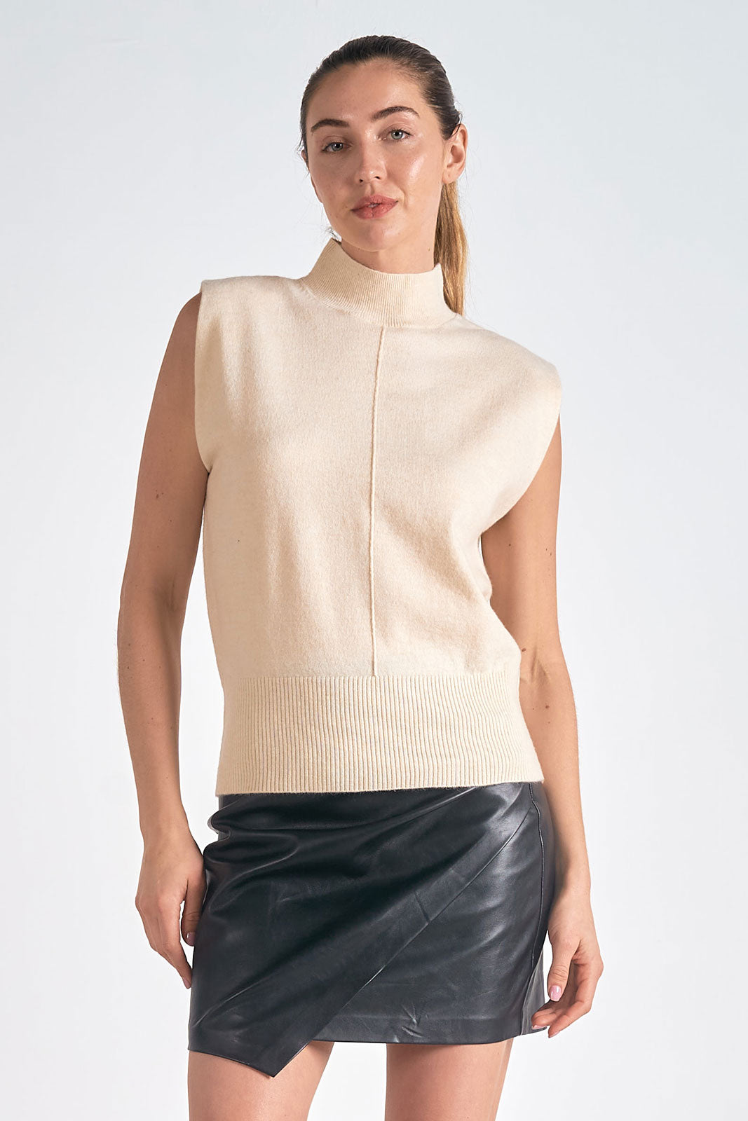 CHELCIE SLEEVELESS SWEATER