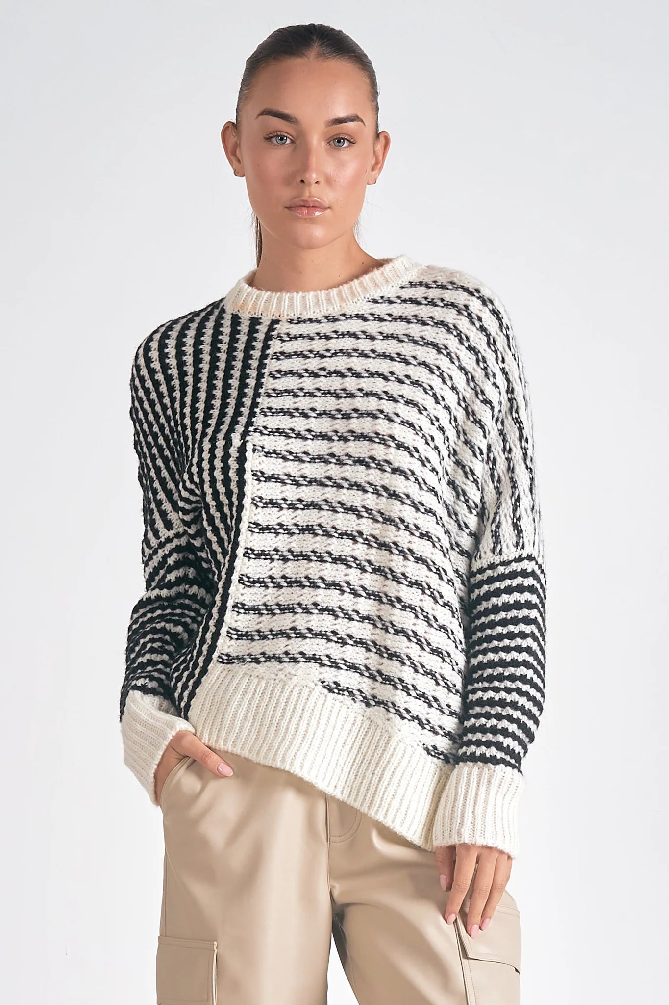 MARA SWEATER