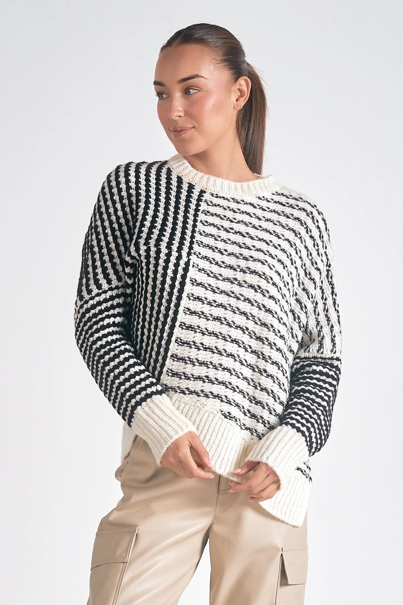 MARA SWEATER