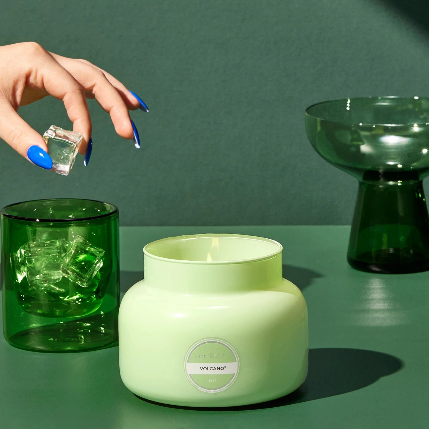 VOLCANO ICED MATCHA SIGNATURE CANDLE, 19 OZ.