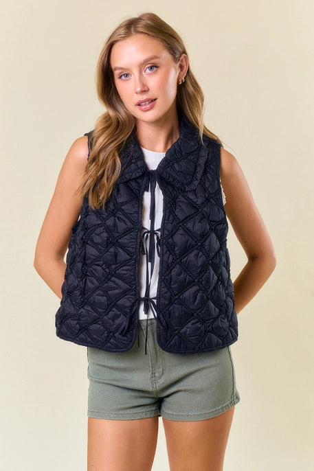 RUFFLED ROUND COLLAR VEST