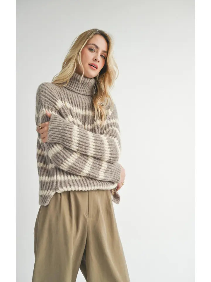 AKI TURTLENECK STRIPED SWEATER