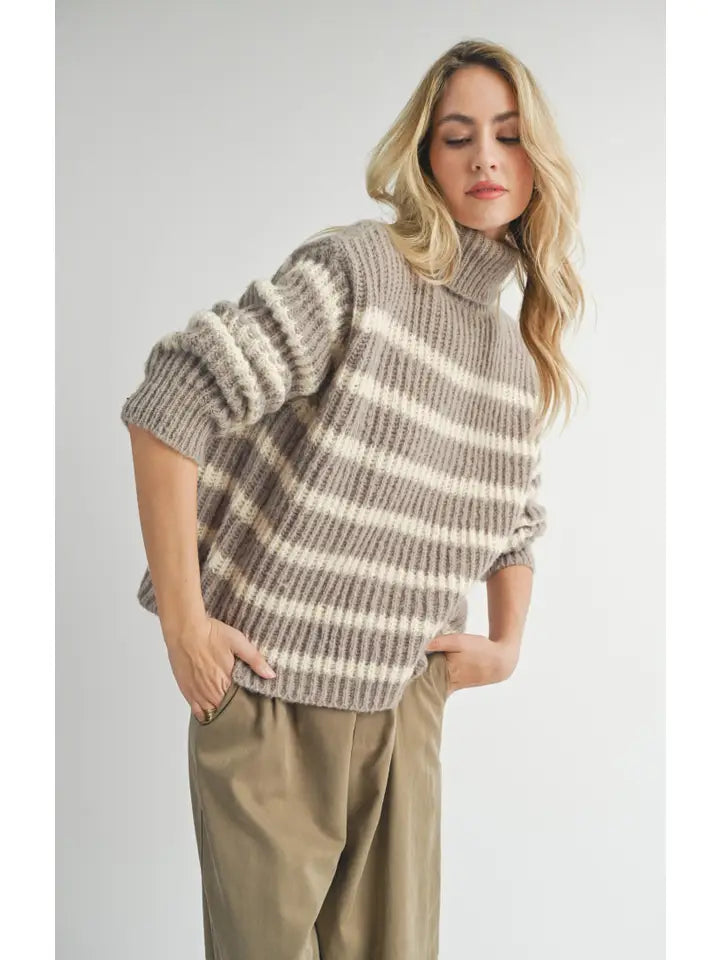 AKI TURTLENECK STRIPED SWEATER