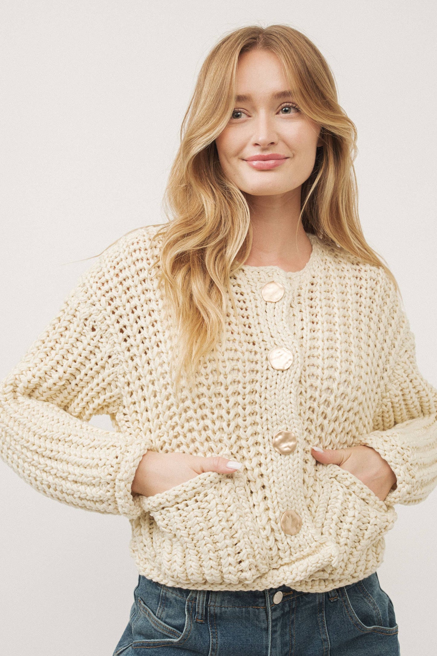 CHUNKY KNIT CARDIGAN