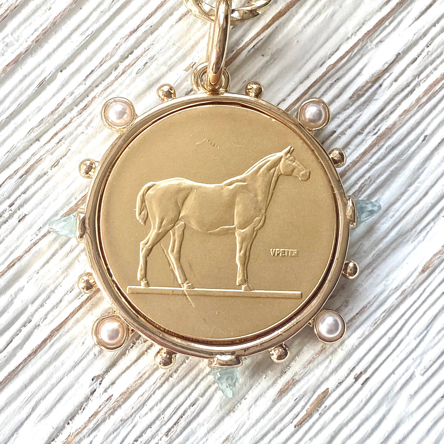 HORSE COIN PEARL NECKLACE