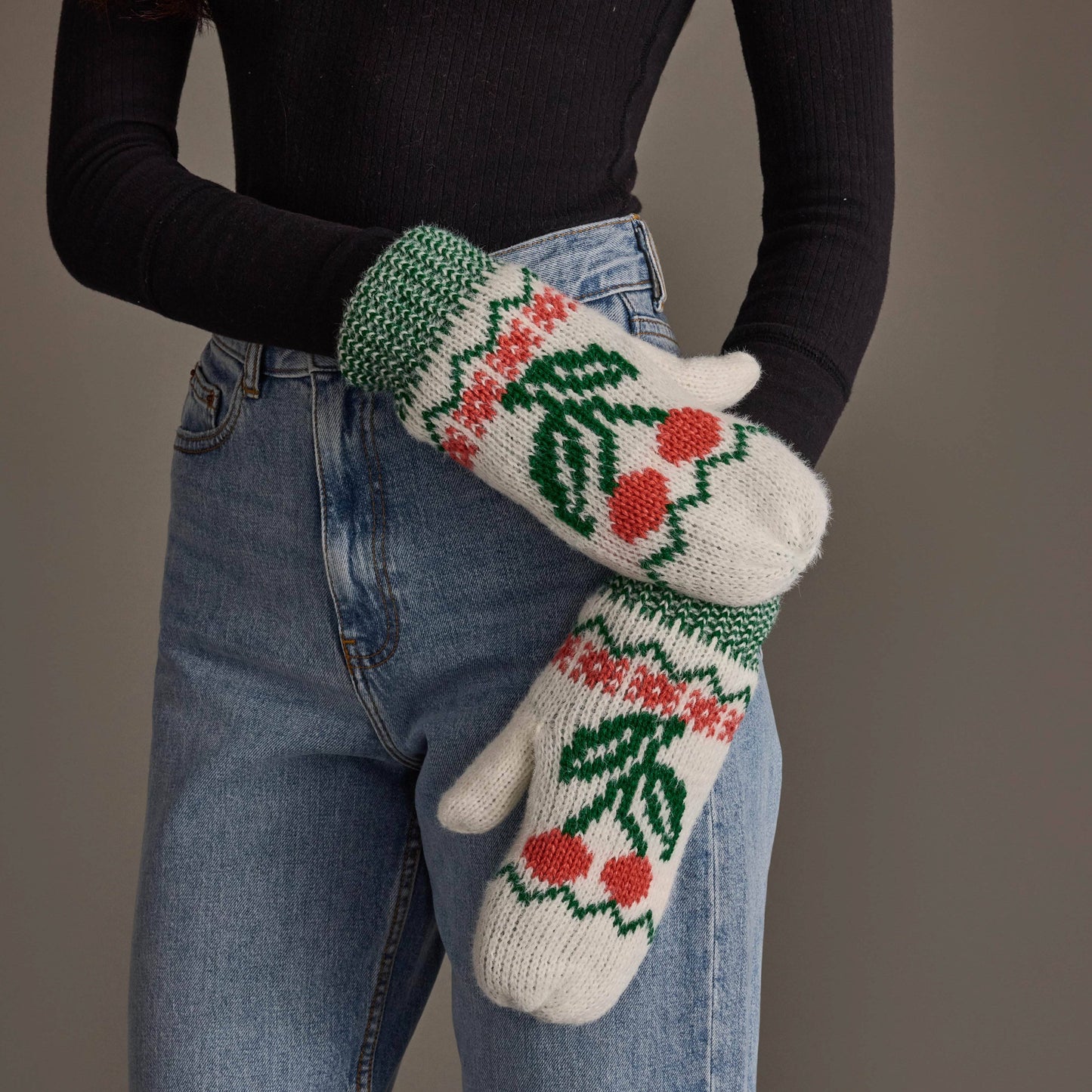 Off White Cherry Pattern Mittens