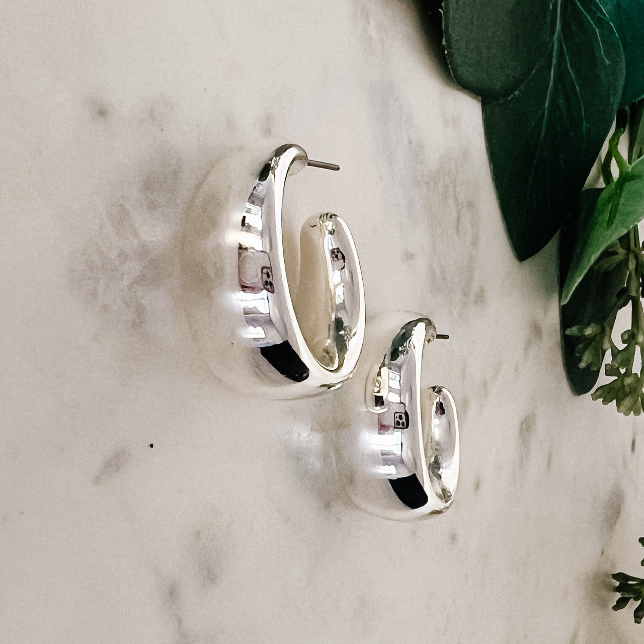 CHUNKY METAL HOOP EARRINGS - 1"