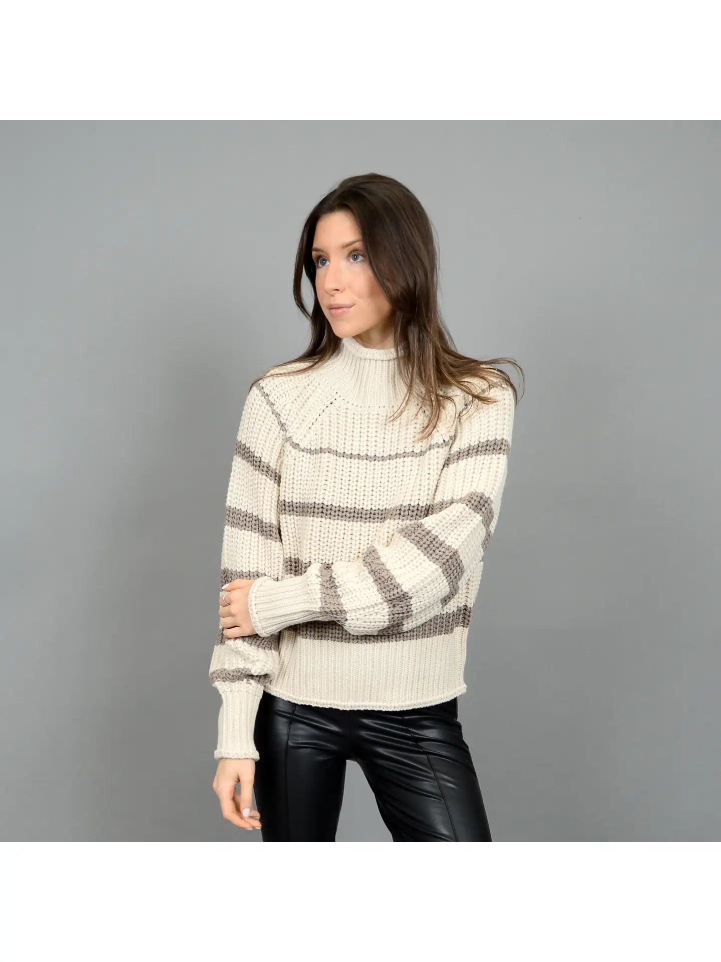 HIFZA RAGLAN SLEEVE MOCK NECK SWEATER