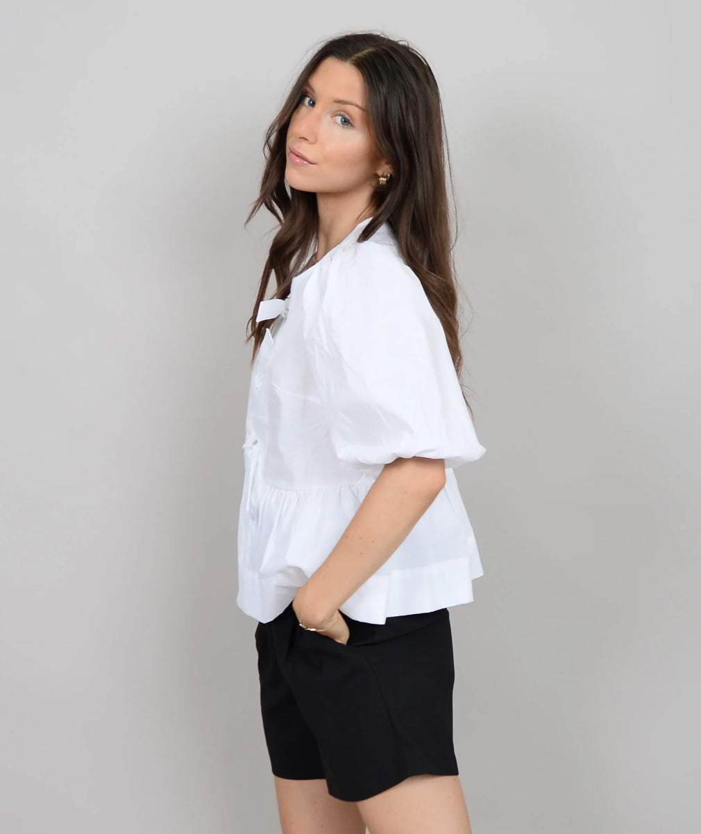 TALLY PUFF SLEEVE FRONT TIE PEPLUM TOP