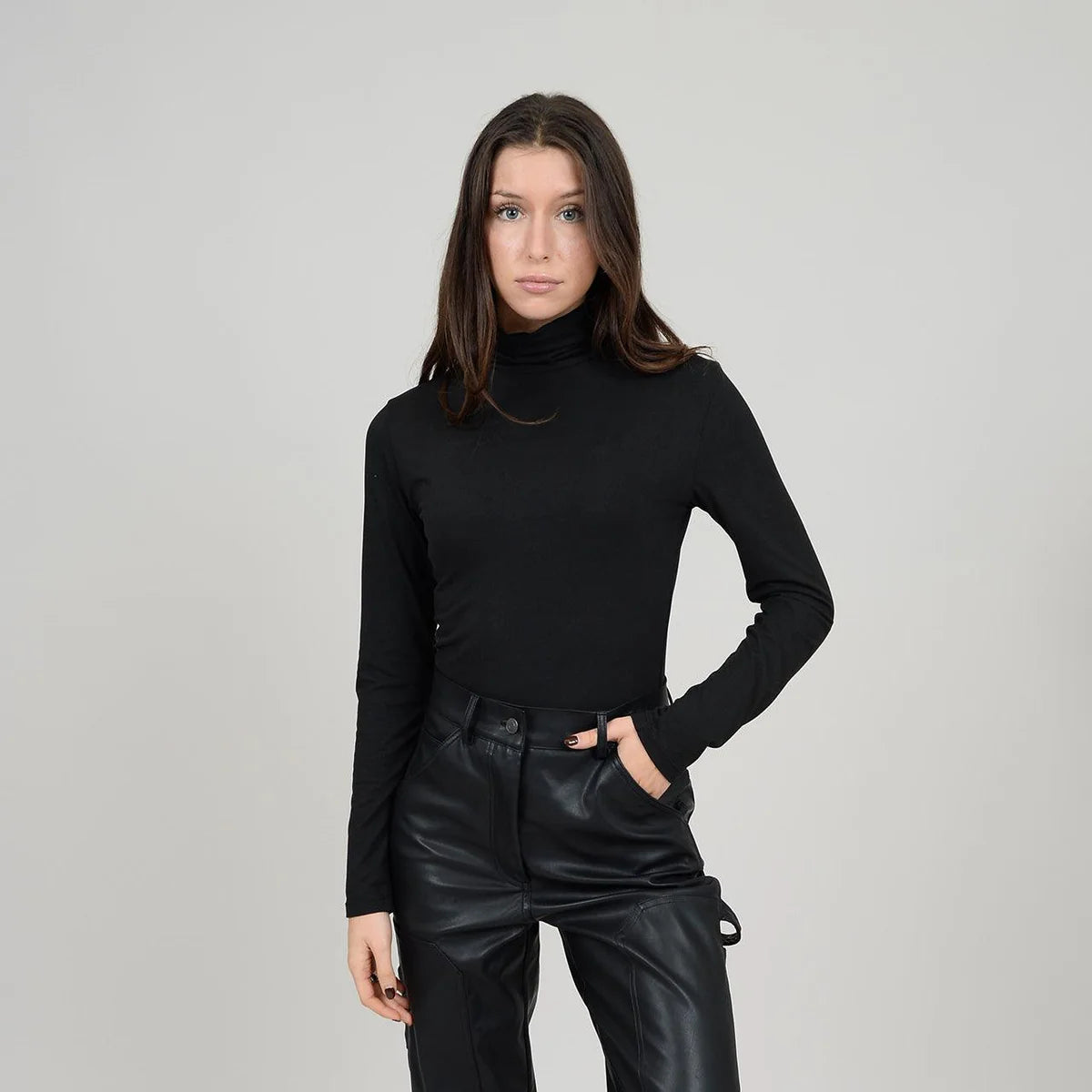 SARAH TURTLENECK - BLACK