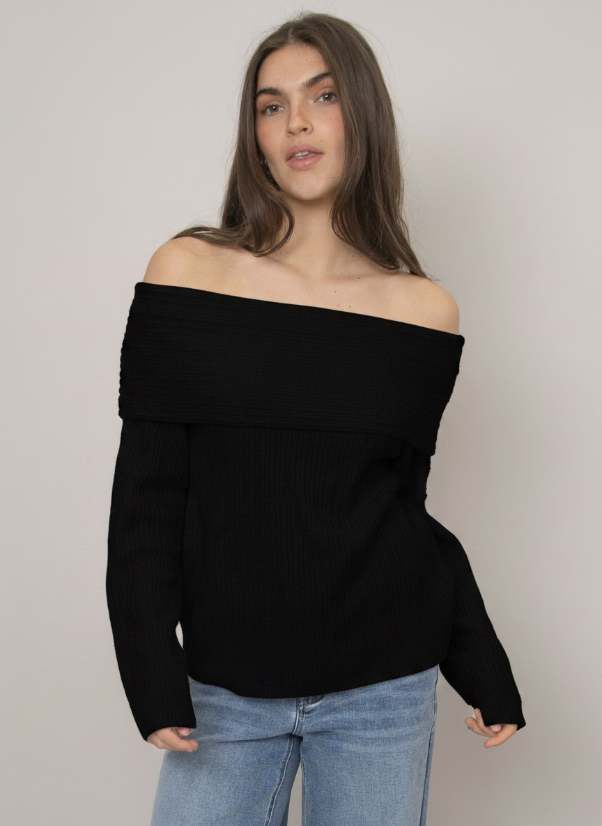 Marylin Off Shoulder Pullover