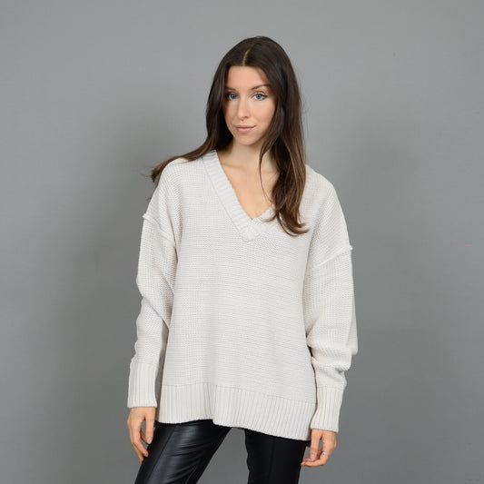 ZVONA LONGSLEEVE V-NECK PULLOVER