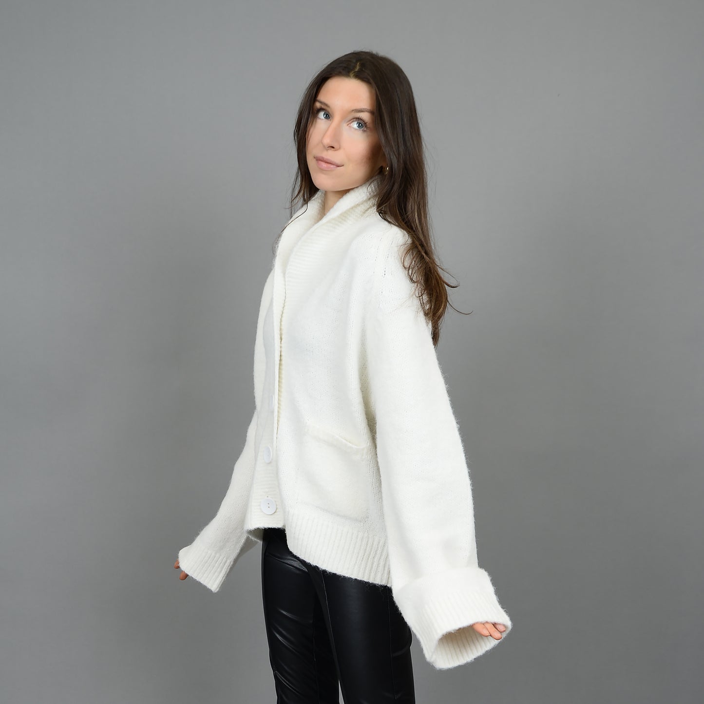 HILDEGARD LONG RAGLAN SHAWL NECK CARDIGAN - "APRES"