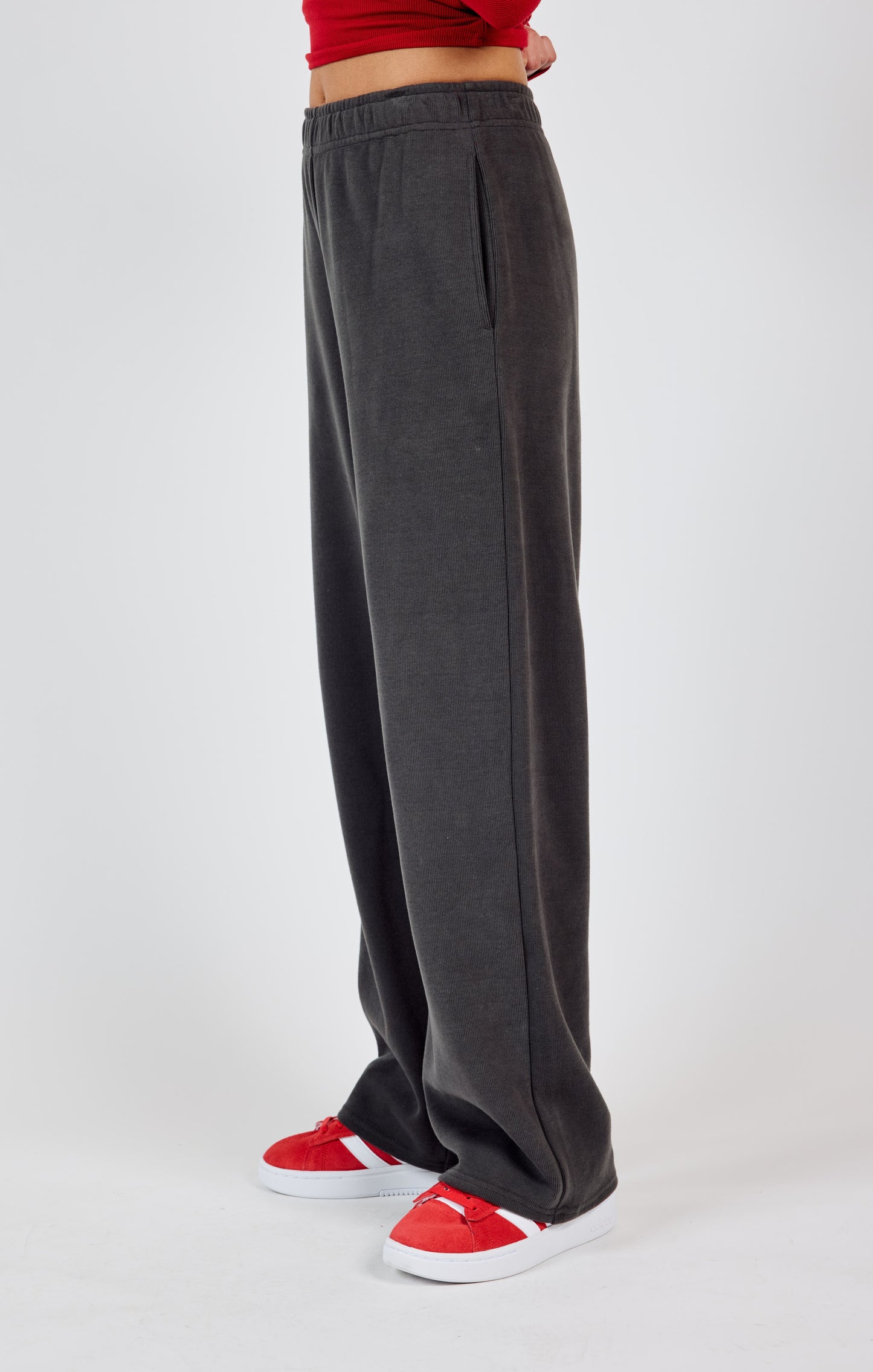 RELAXED STAY WIDE LEG SWEATPANTS