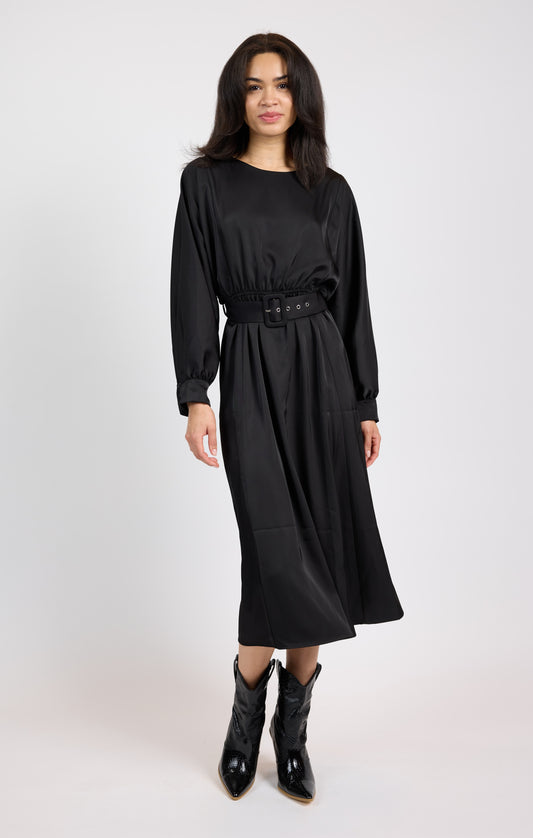 MOOD BOOST DOLMAN SLEEVE MIDI DRESS W BELT