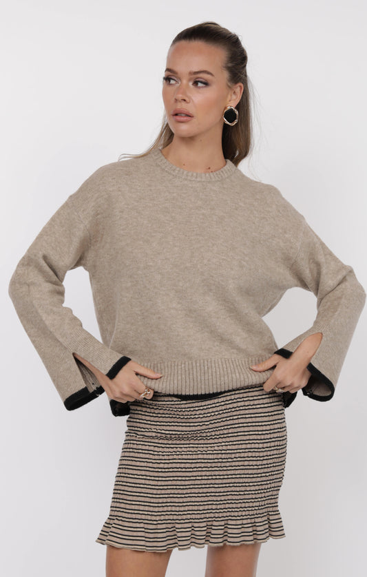 ANGELINA CUFF SLIT CREW NECK SWEATER