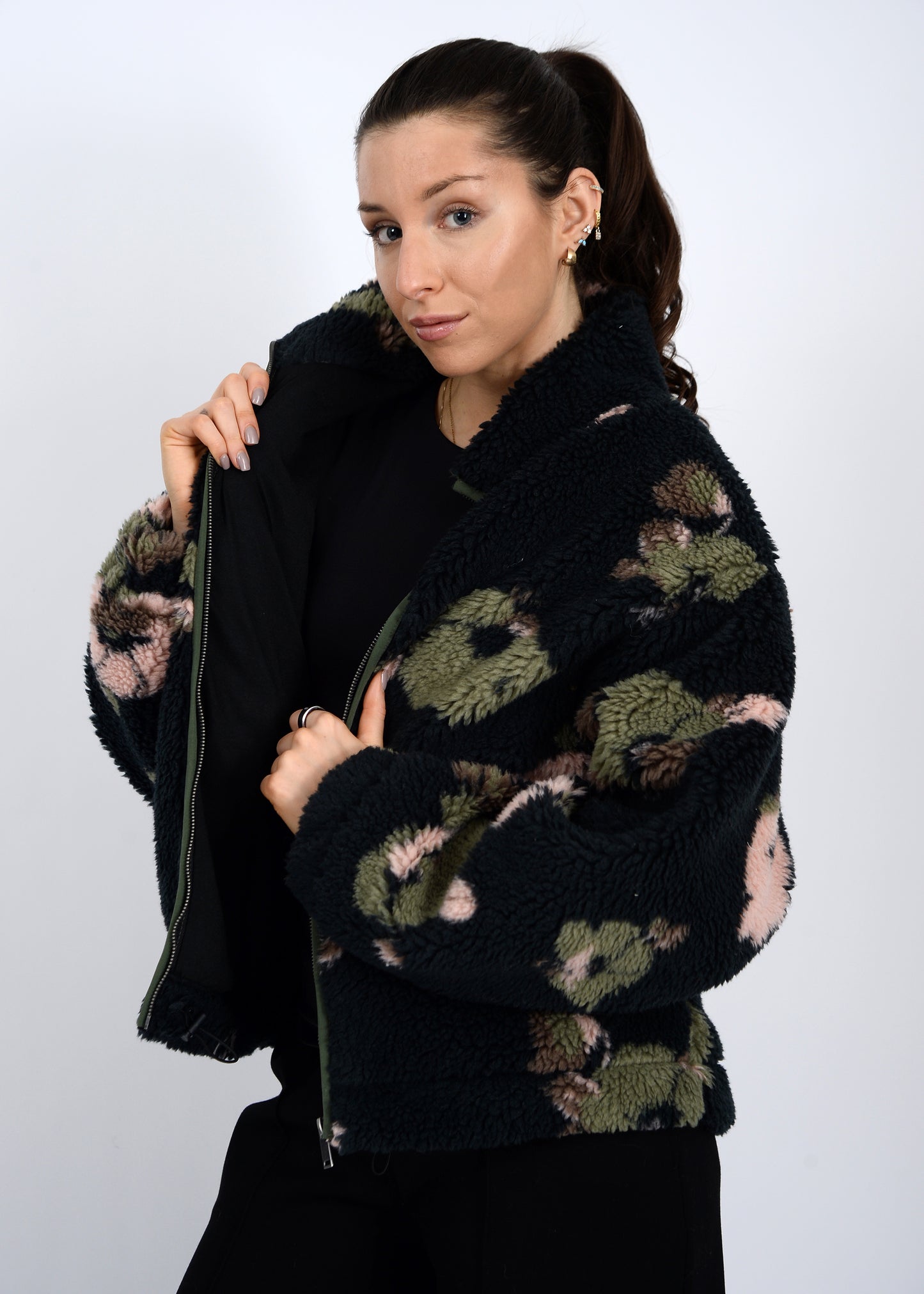 WHISTLER SHERPA ZIP FRONT JACKET