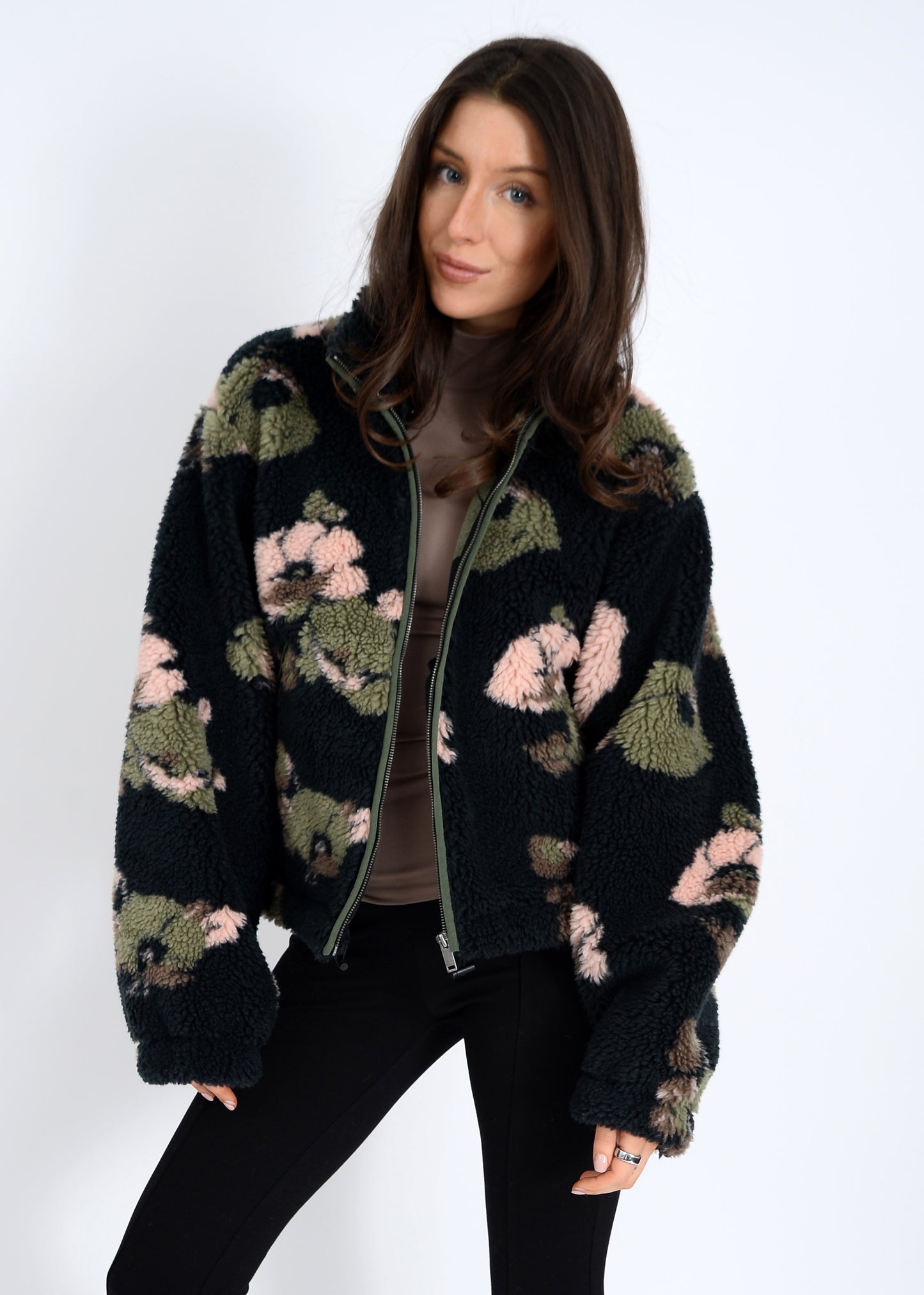 WHISTLER SHERPA ZIP FRONT JACKET