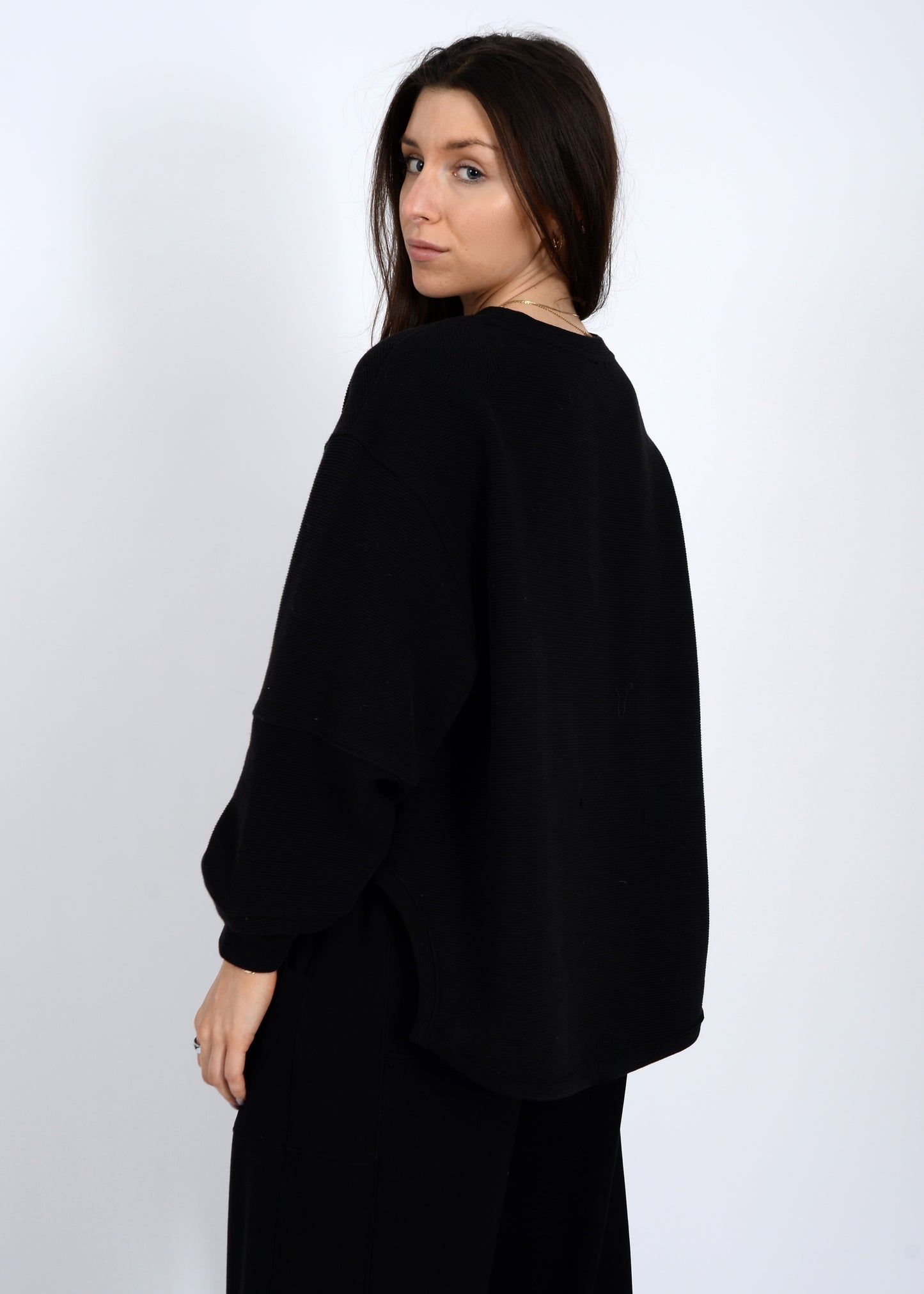 LUCINA OTTOMAN SOFT KNIT LS HIGH-LO PULLOVER