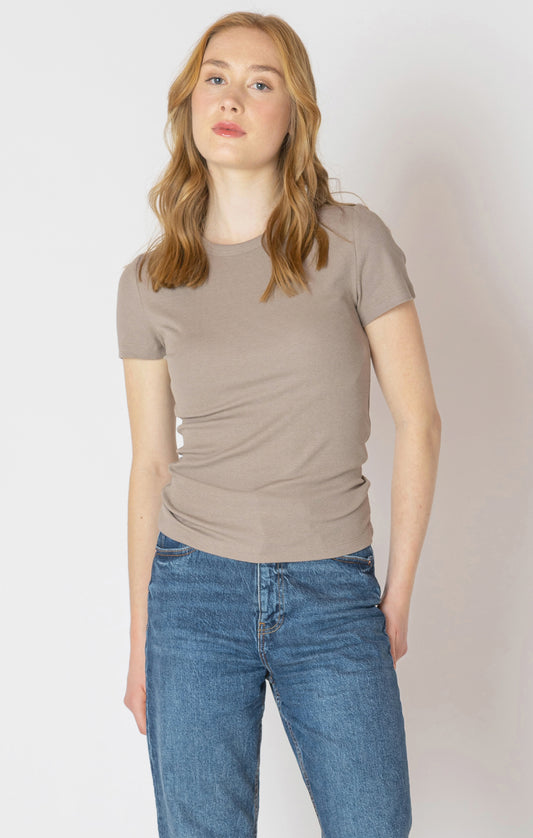 BASIC RIBBED TEE BY DEX - ALMOND