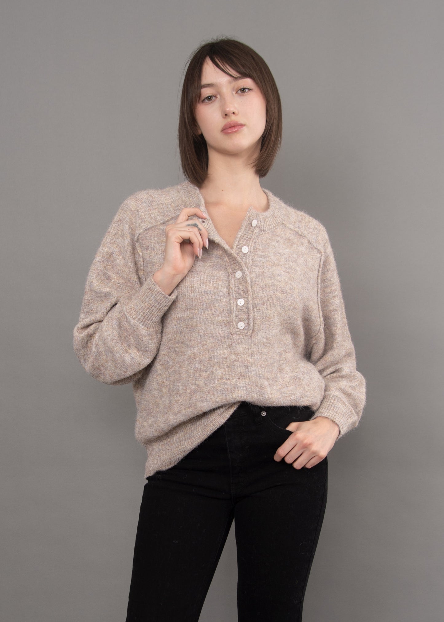 Suavia Henley Neck Pullover