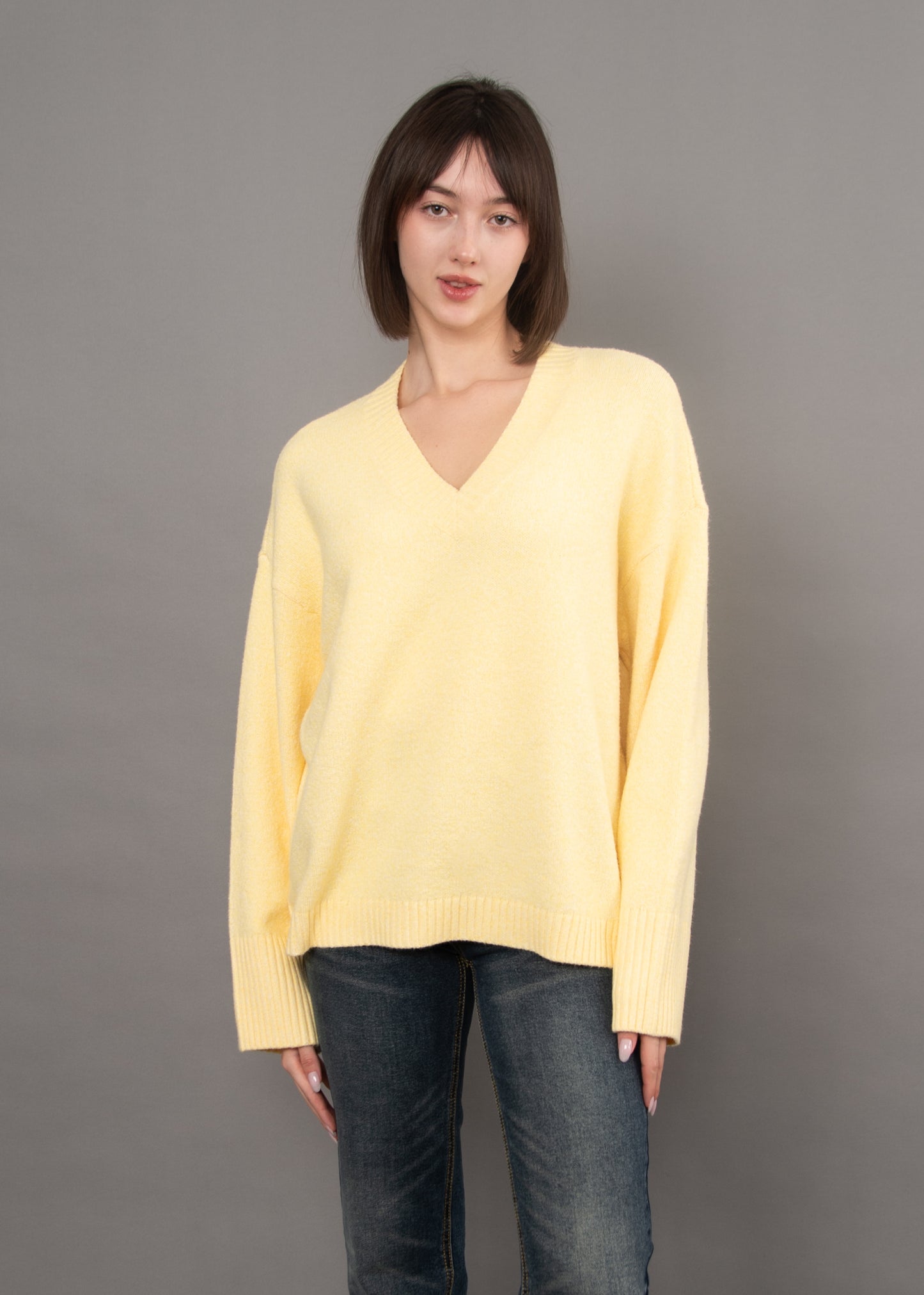 Noomi V Neck Pullover
